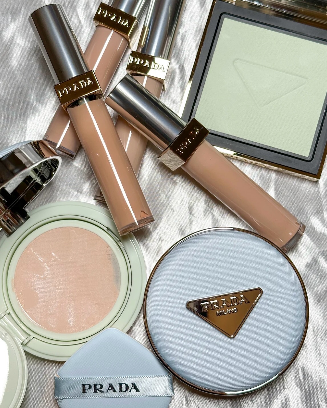 リセット セッティング パウダー　　/PRADA BEAUTY/プレストパウダーを使ったクチコミ（1枚目）