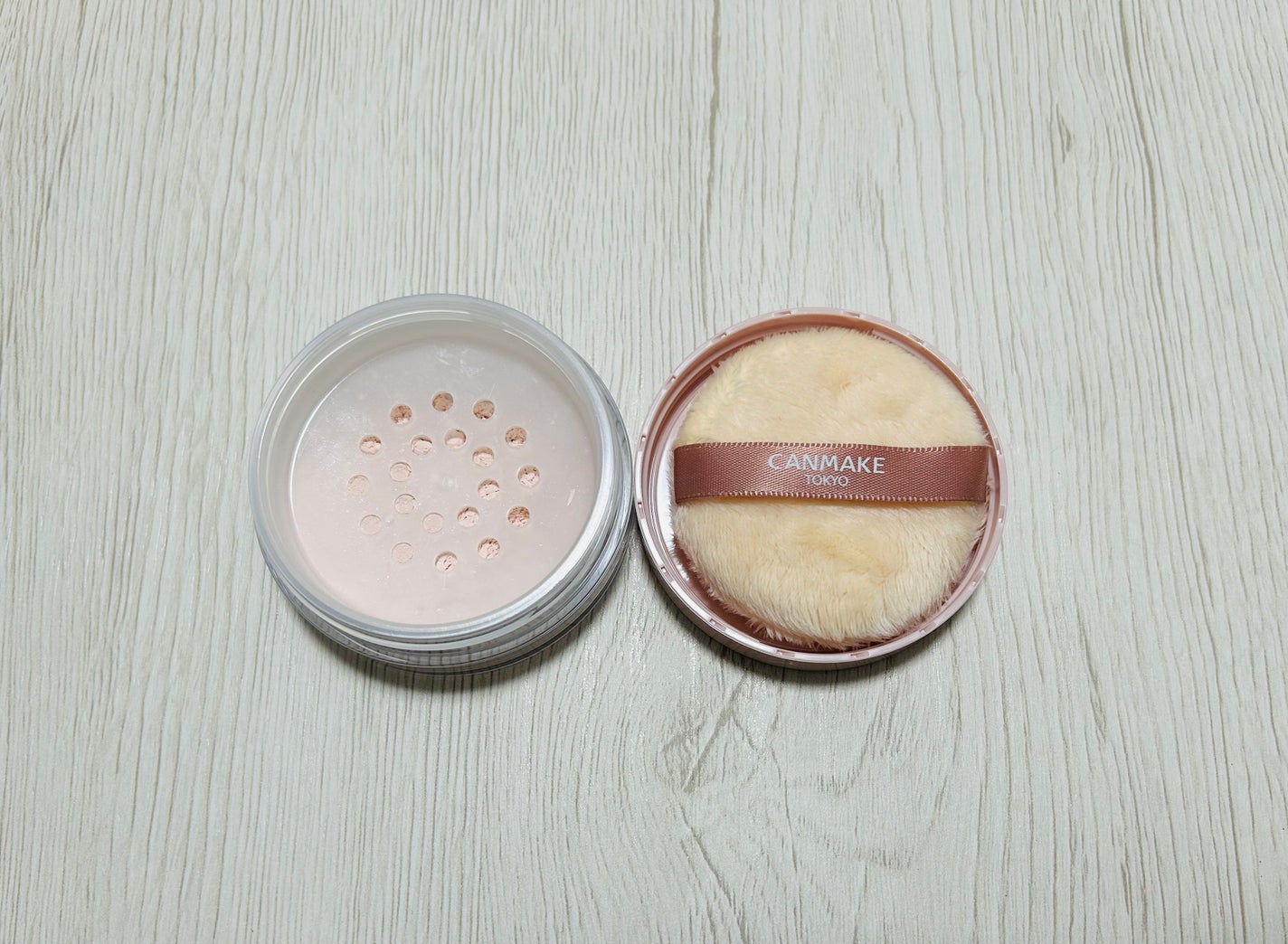 シルキールースモイストパウダー/キャンメイク/ルースパウダーを使ったクチコミ(2枚目)