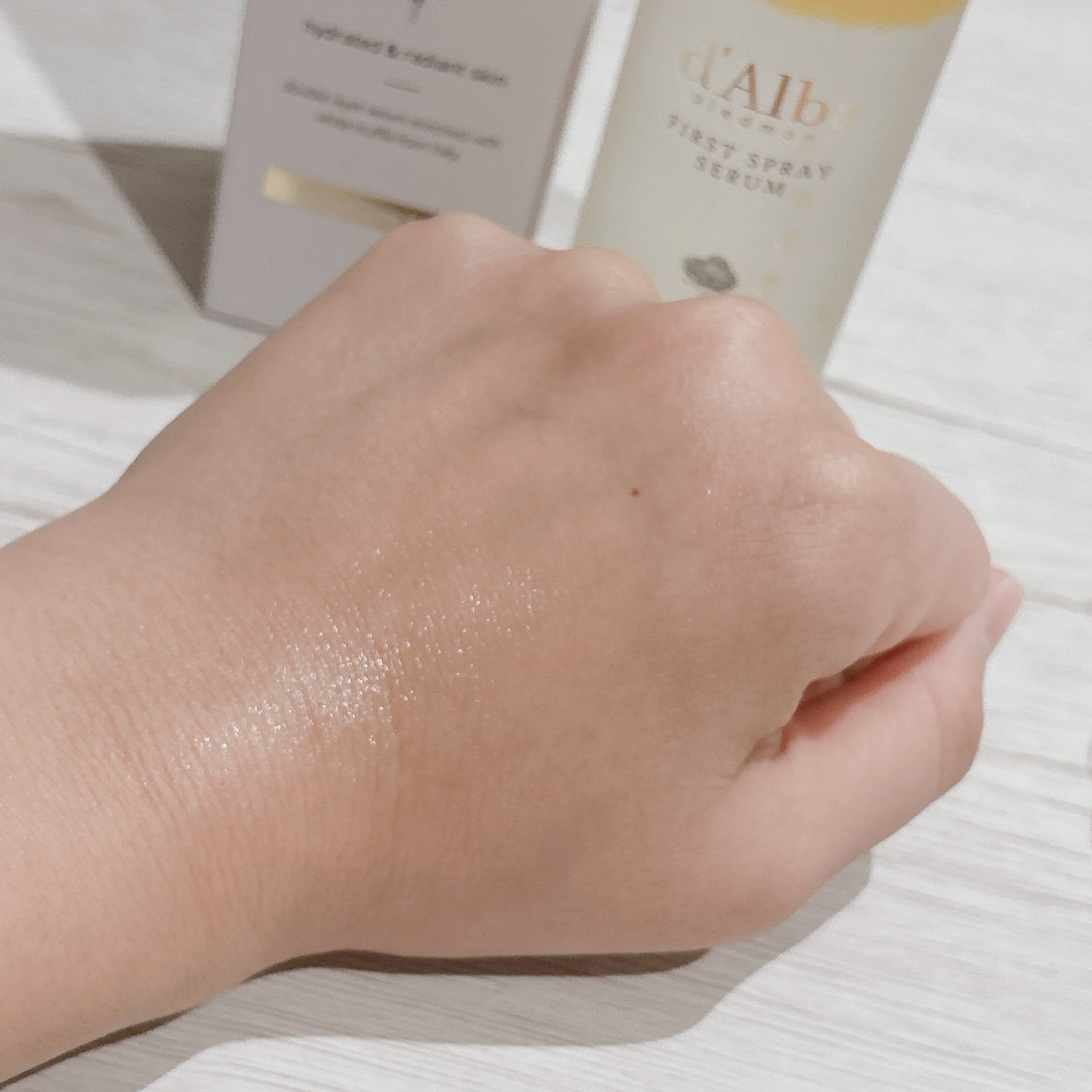 ダルバ ホワイトトリュフファーストスプレーセラム/ダルバ/ミスト状化粧水を使ったクチコミ（3枚目）