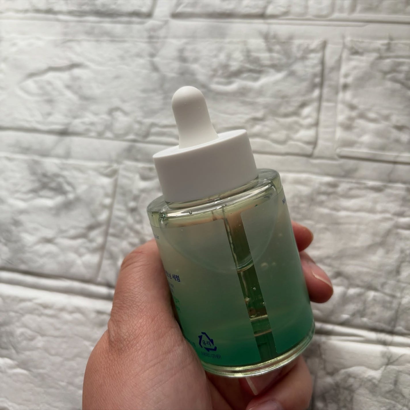 若芽ポアタイトニングセラム/suiskin/美容液を使ったクチコミ(2枚目)