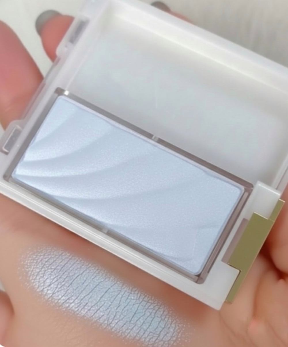 ドレープド シマーグロウ/excel/パウダーハイライトを使ったクチコミ（2枚目）