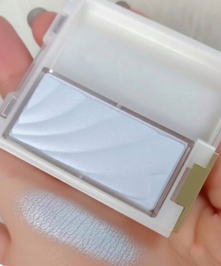 ドレープド シマーグロウ DS04 スノーグロウ(限定)/excel/パウダーハイライトの画像