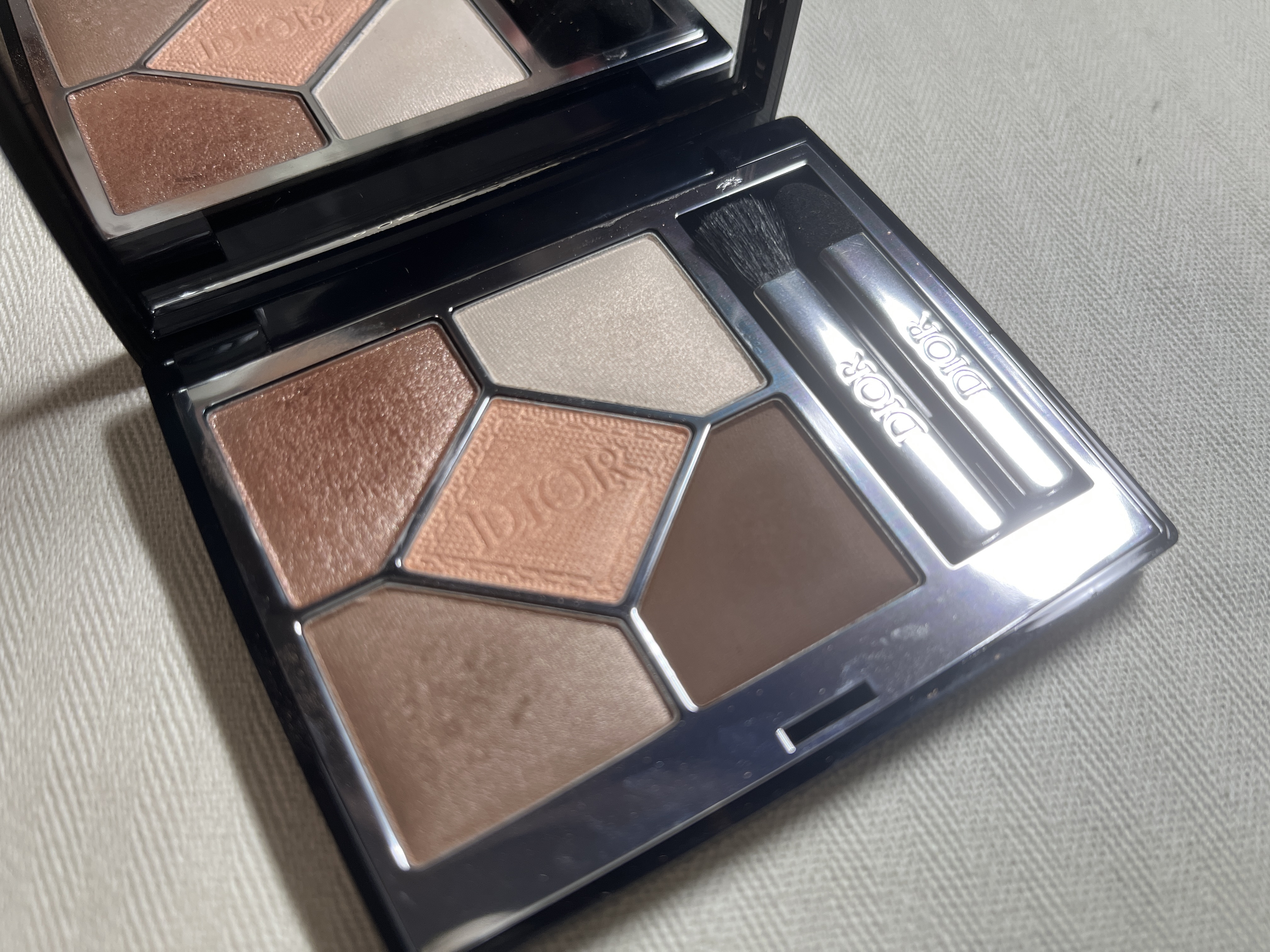 ディオールショウ サンク クルール/Dior/アイシャドウを使ったクチコミ（1枚目）