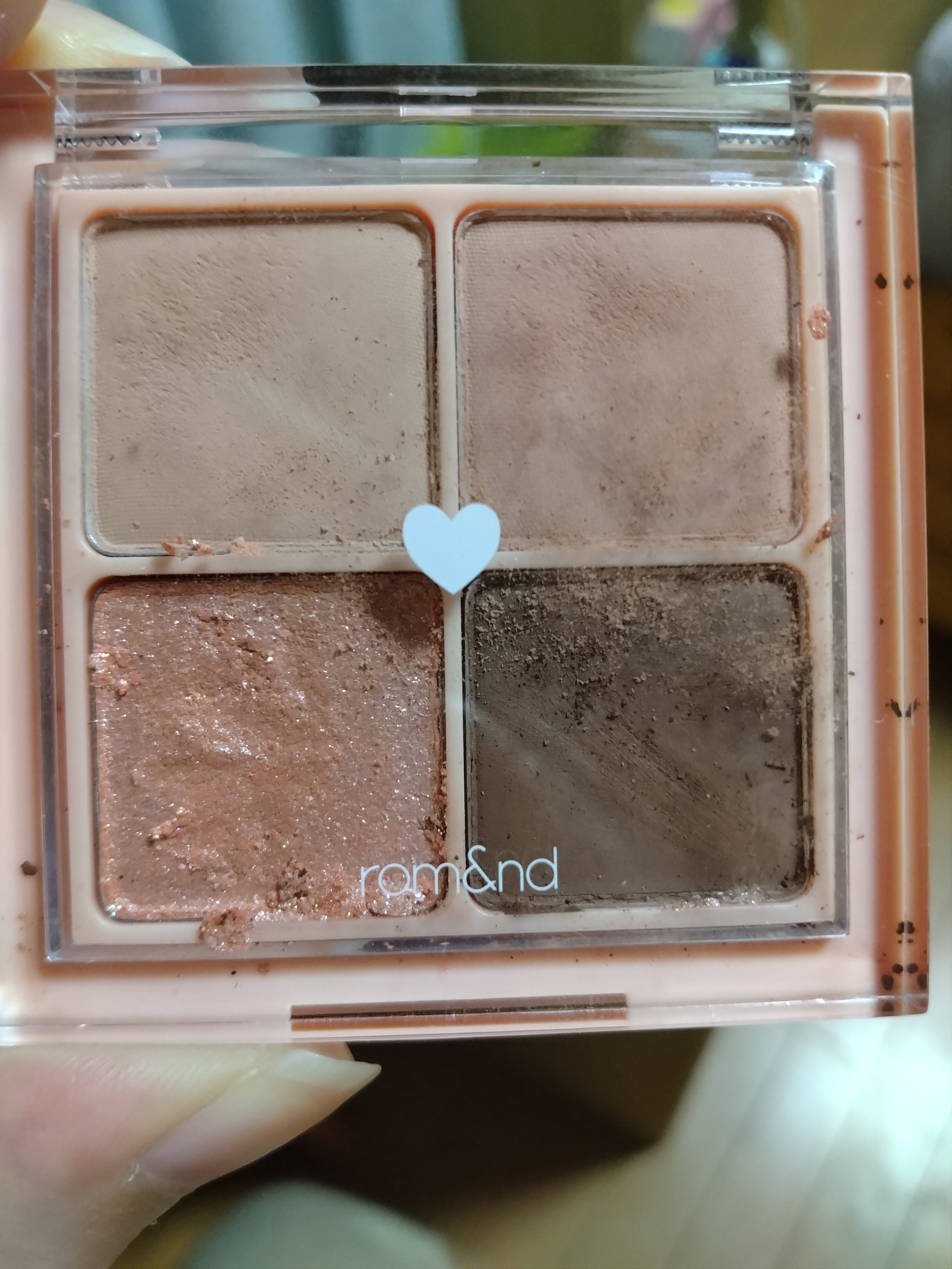 ベターザンアイズ/rom&nd/アイシャドウパレットを使ったクチコミ（1枚目）