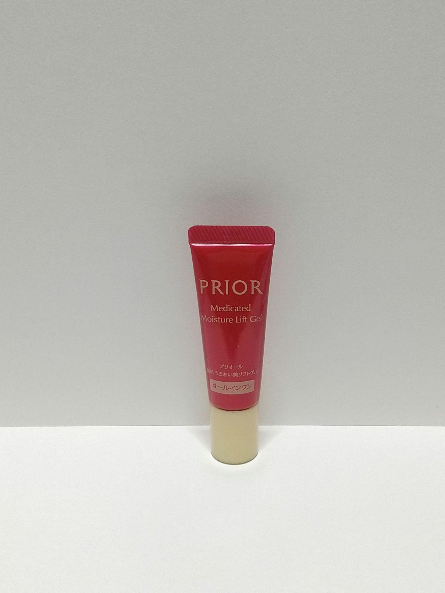 プリオール　薬用　うるおい美リフトゲル　(医薬部外品)/プリオール/オールインワン化粧品を使ったクチコミ（1枚目）