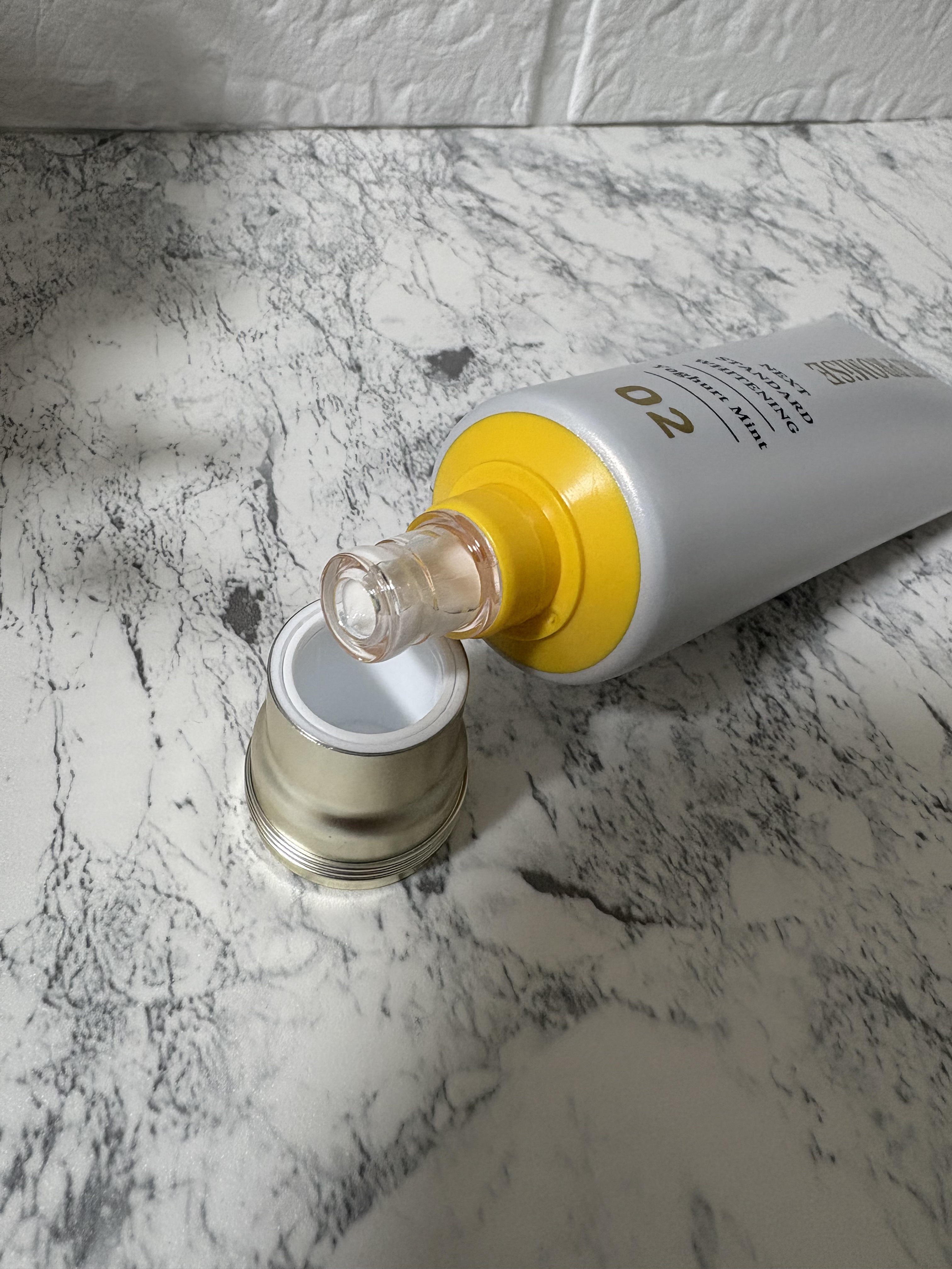 ホワイトプロミス  美白*＋むし歯予防* ０２：ヨーグルトミント/WHiTE PROMiSE/歯磨き粉を使ったクチコミ（3枚目）