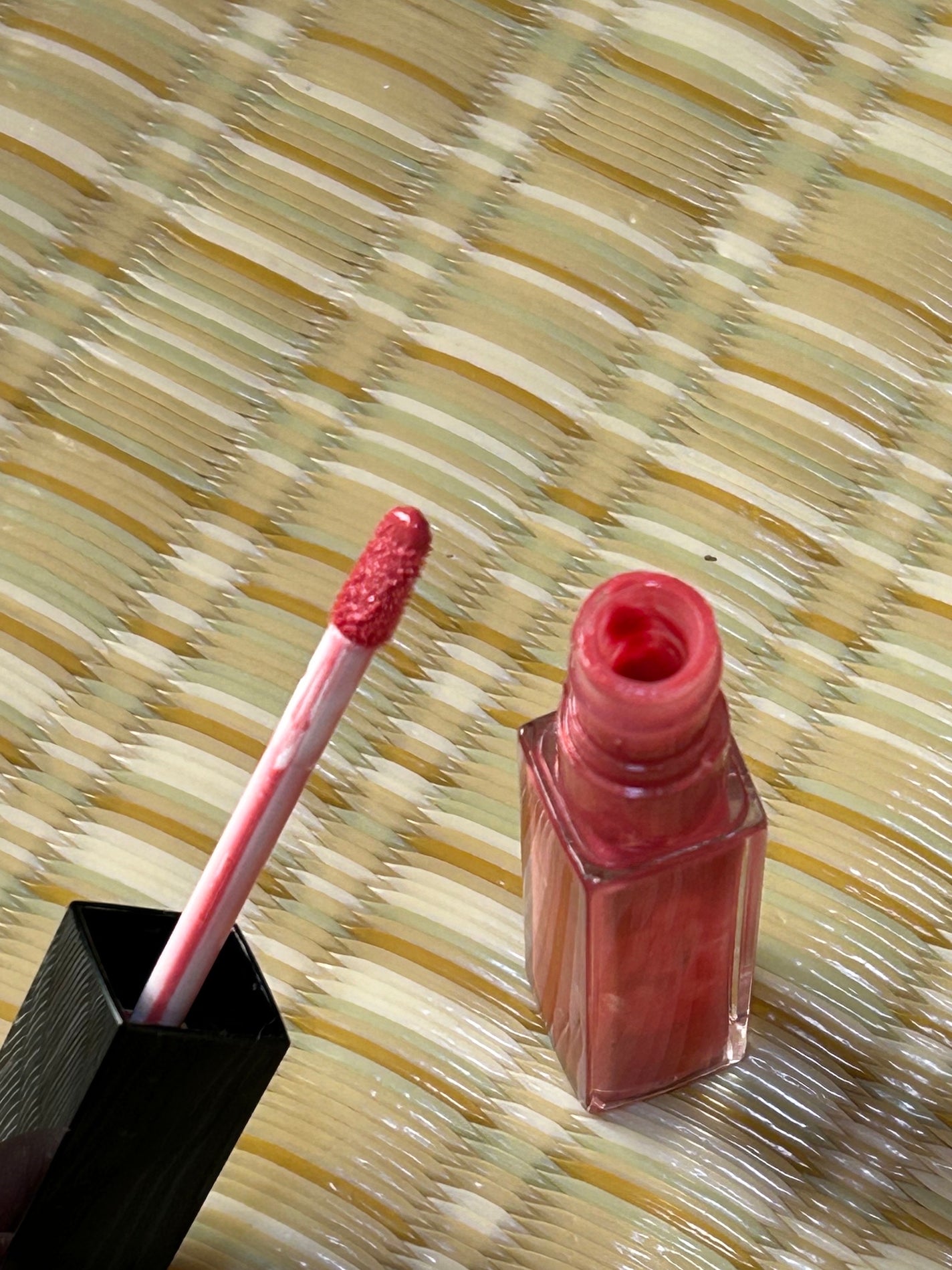 エッセンス リッププランパー/Visée/リッププランパーを使ったクチコミ(2枚目)