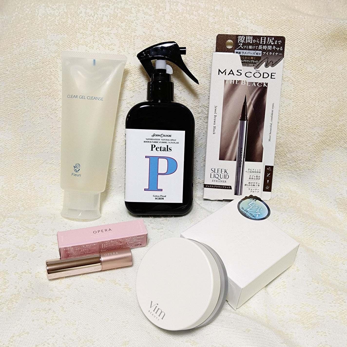 MINMIN on LIPS 「「ロフトベストコスメ&ホリデーギフト2025」の展示会で、気に..」(2枚目)