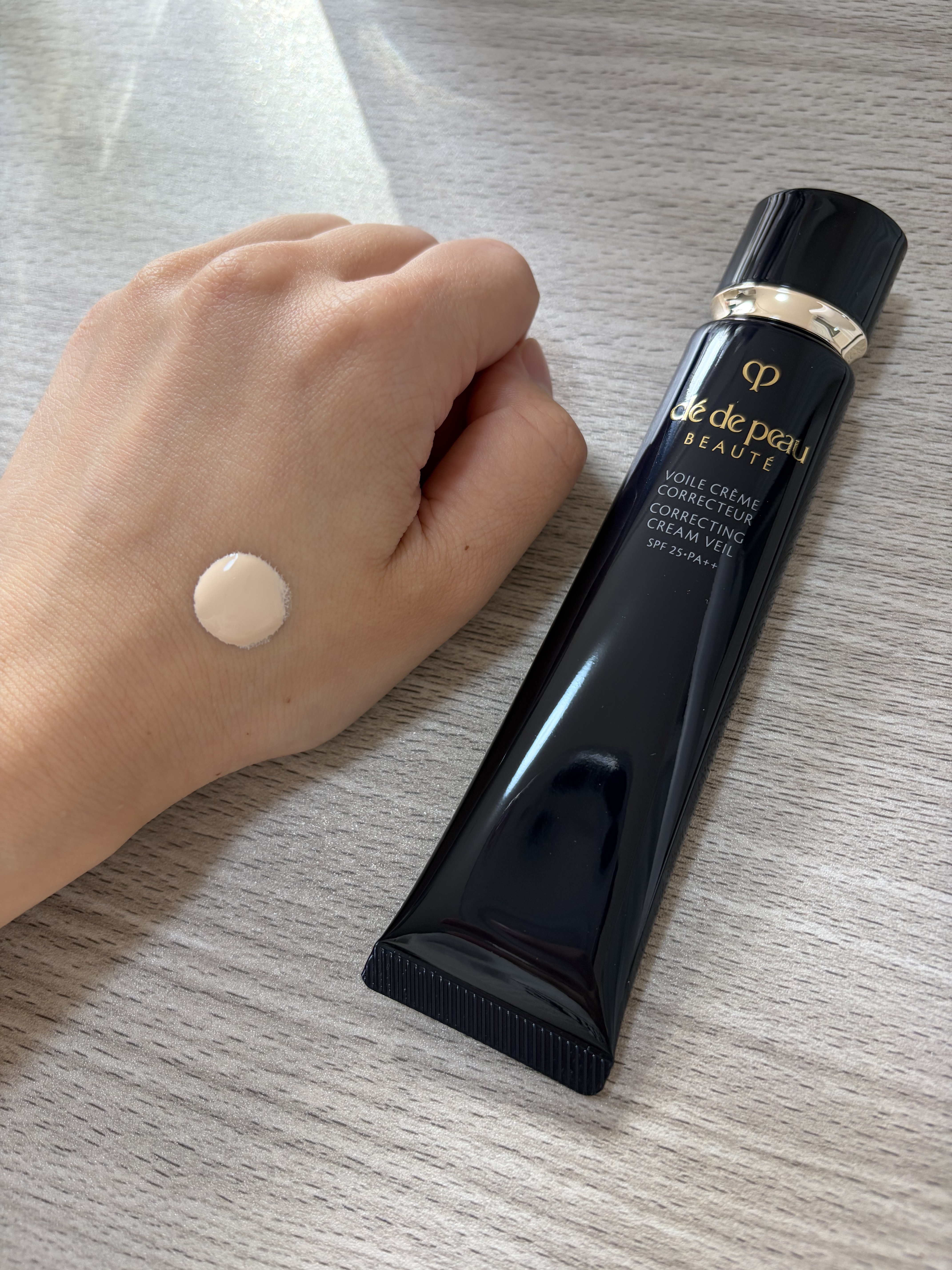 ヴォワールコレクチュールｎ/クレ・ド・ポー ボーテ/化粧下地を使ったクチコミ（2枚目）