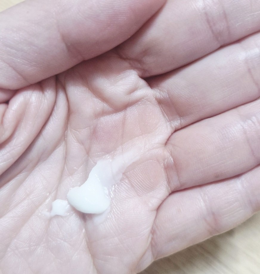 パフュームハンドクリーム /ダブルドレスルーム/ハンドクリームを使ったクチコミ（3枚目）