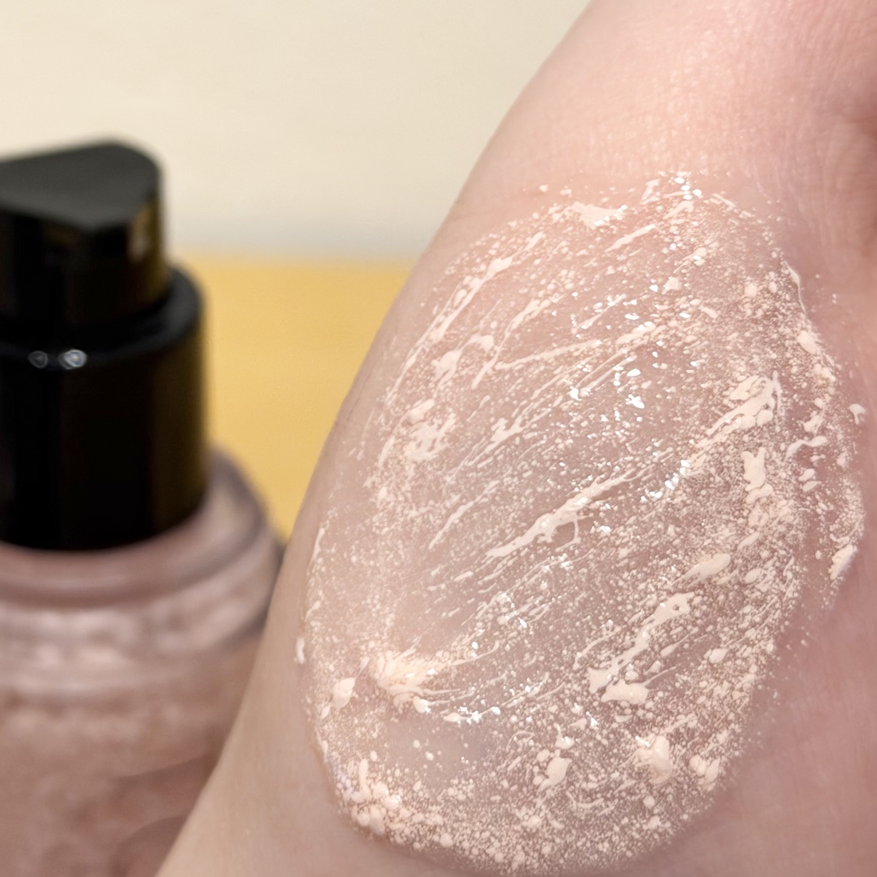 ビタミントーンアップサンセラム/VELY VELY/日焼け止めローションを使ったクチコミ（3枚目）