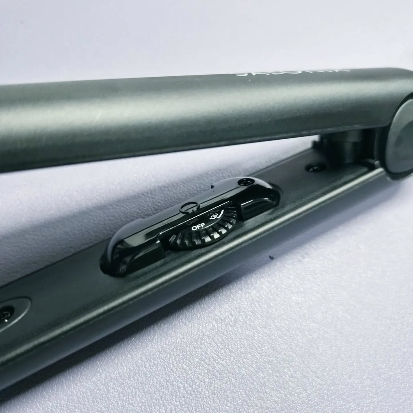 ストレートヘアアイロン/SALONIA/ストレートアイロンを使ったクチコミ（3枚目）