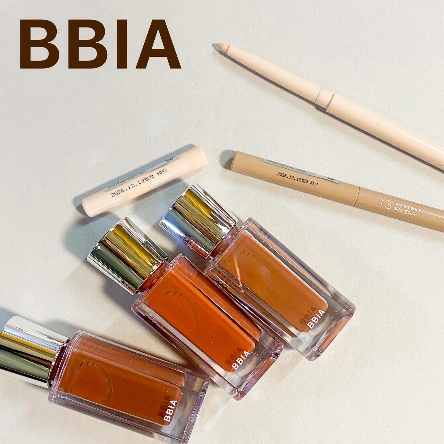 BBIA

大人気BBIAのオーバーグレイズティント新カラーとマルチに使えるラストオートジェルアイライナー🪄✨

ジェルアイライナーはするする滑らかな描き心地でアイライナーとしてじゃなく、リップ、シャドウにも使えるマルチアイテム👐私は涙