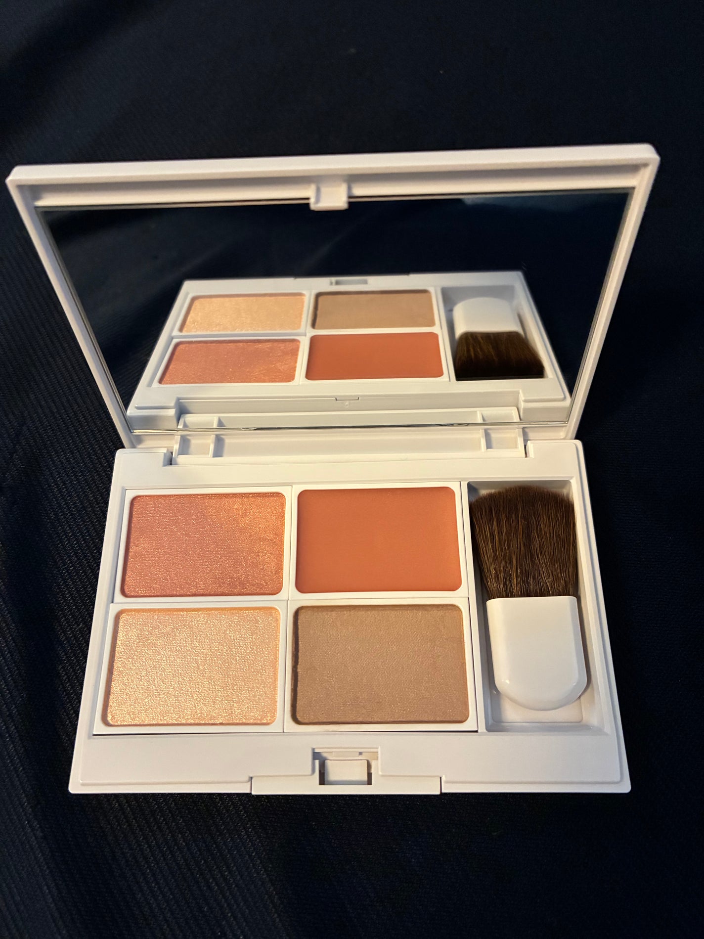 ジュエリーメロウフェイスパレット/Enamor/マルチパレットを使ったクチコミ(1枚目)