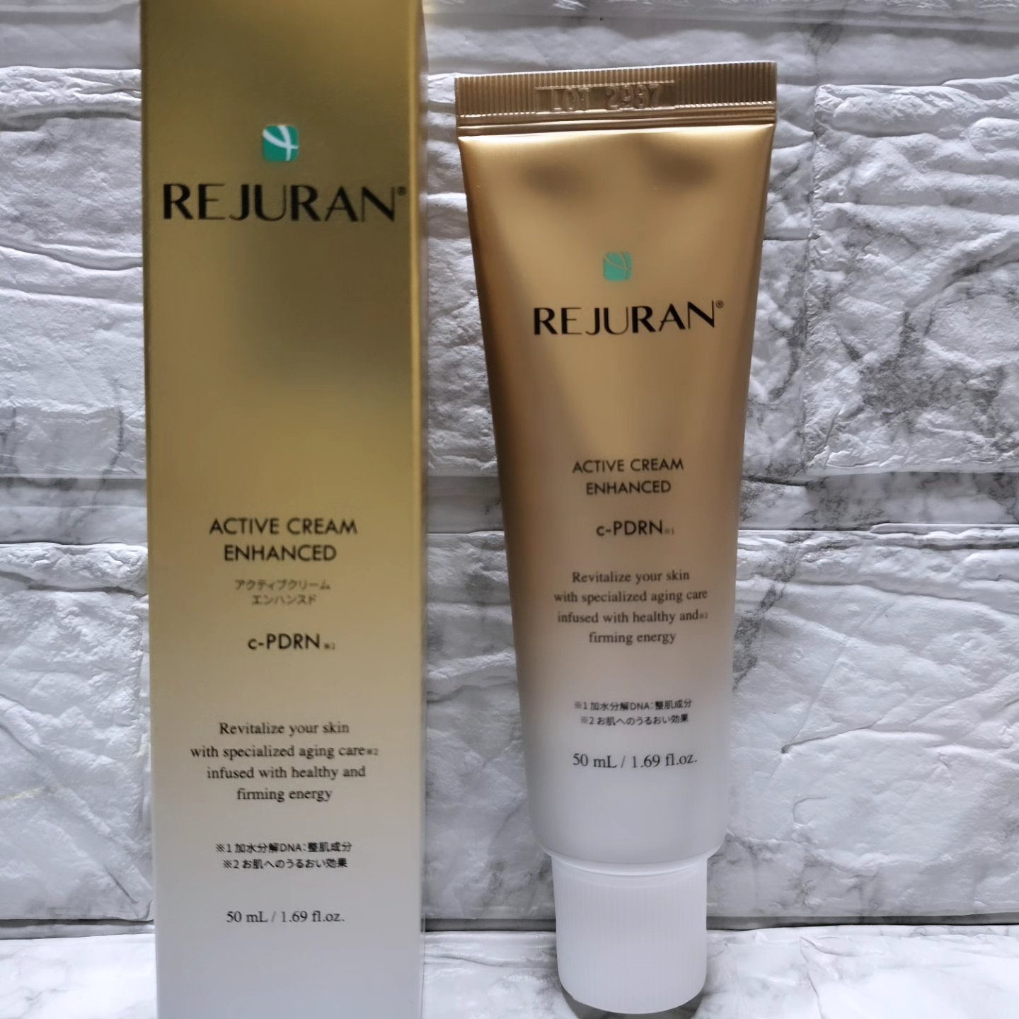 REJURAN ターンオーバーアクティブクリーム 50ml/REJURAN COSMETICS/フェイスクリームを使ったクチコミ（2枚目）