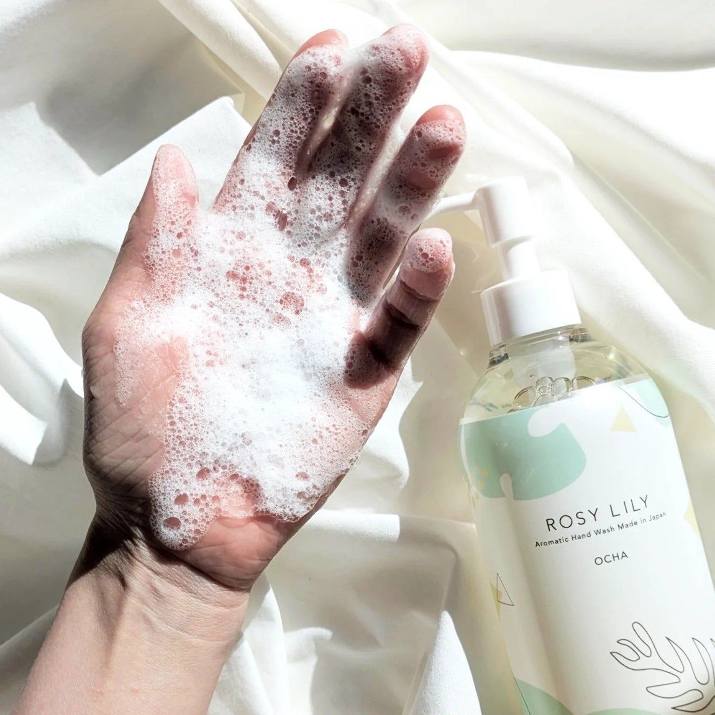 アロマティックハンドウォッシュ/ROSY LILY/ハンドソープを使ったクチコミ(4枚目)