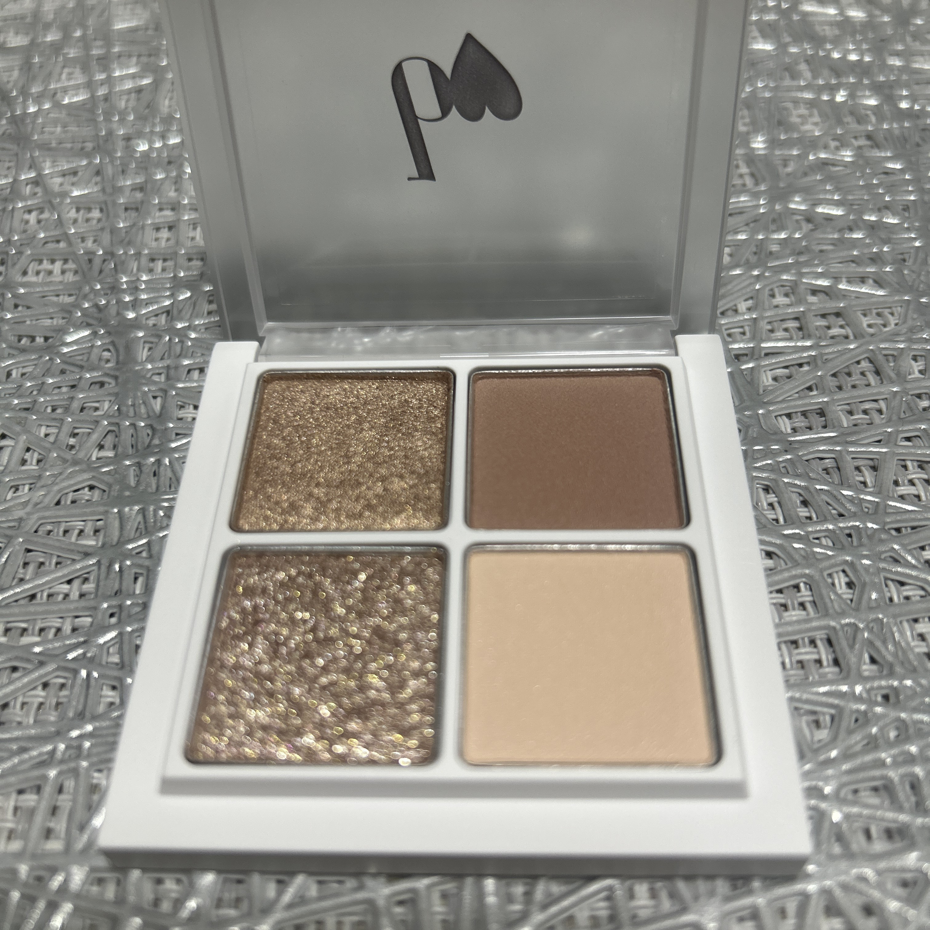 ケイト デザイニングアイブロウ3D/KATE/パウダーアイブロウを使ったクチコミ（3枚目）