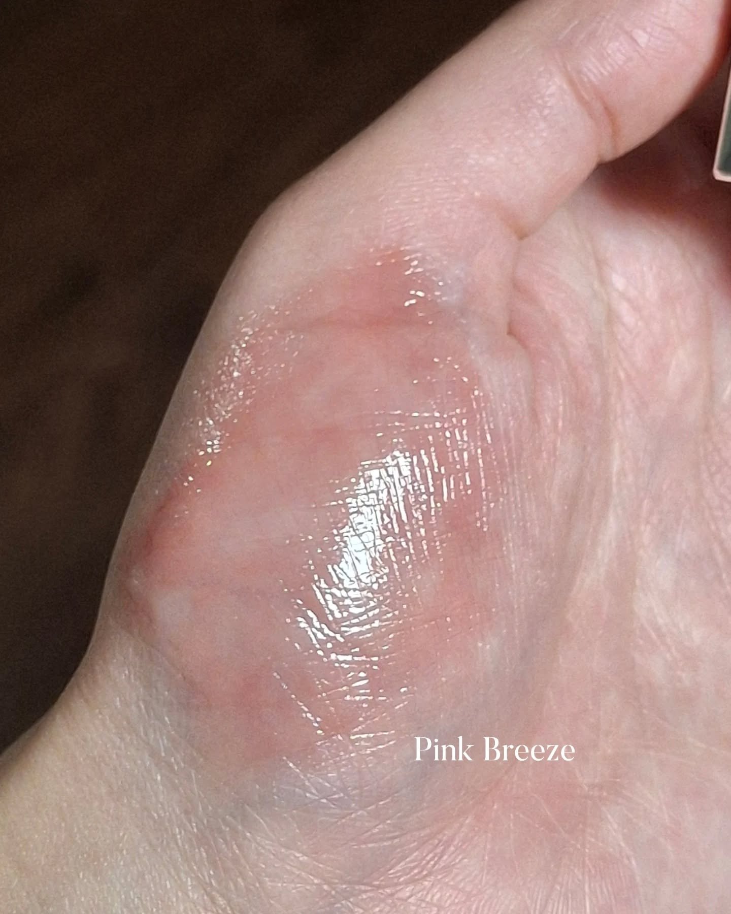 ブローリップグロス/ROWARO/リッププランパーを使ったクチコミ（3枚目）