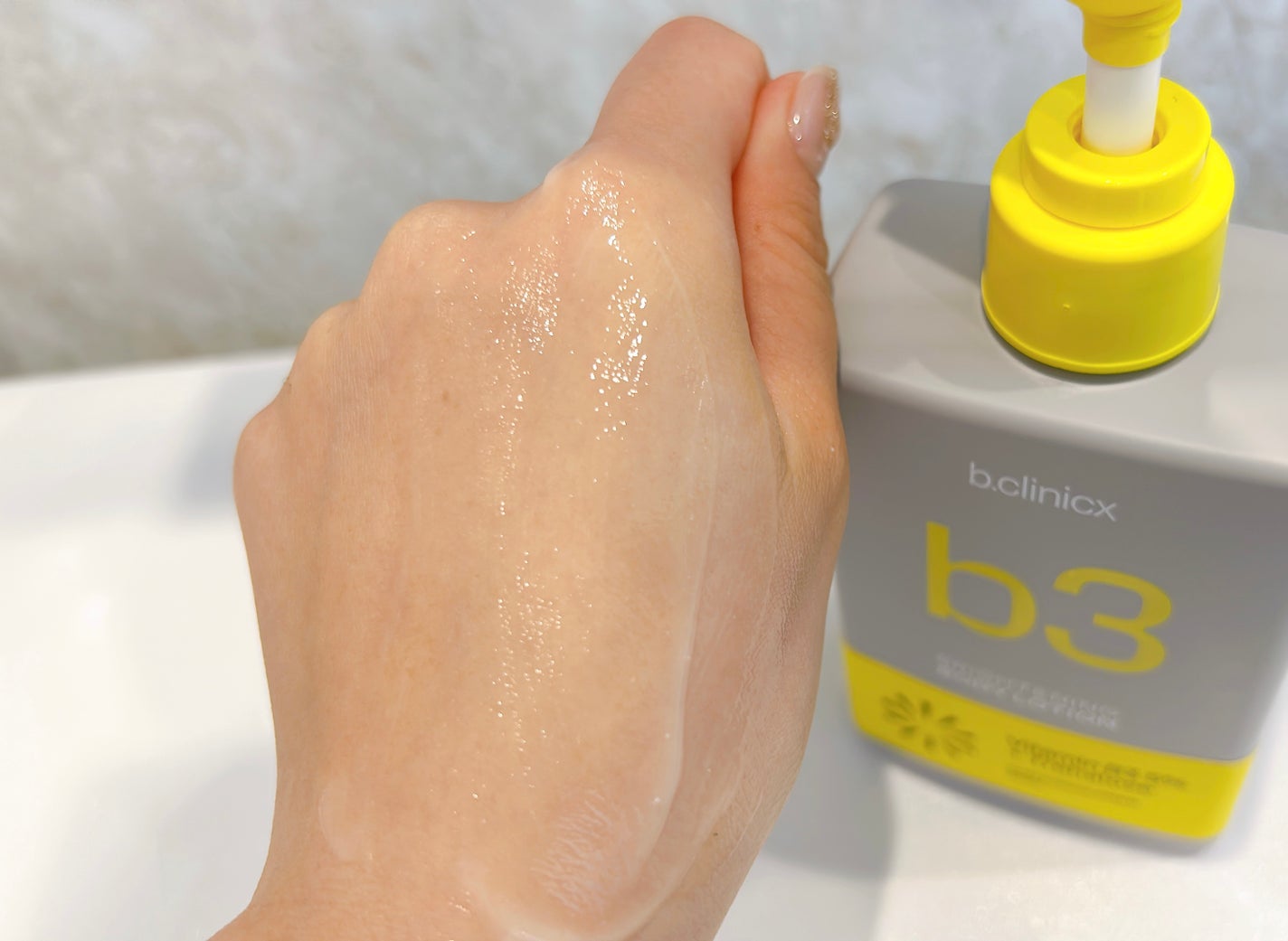 ナイアシンアミド 5% ボディローション/b.clinicx/ボディローションを使ったクチコミ(9枚目)