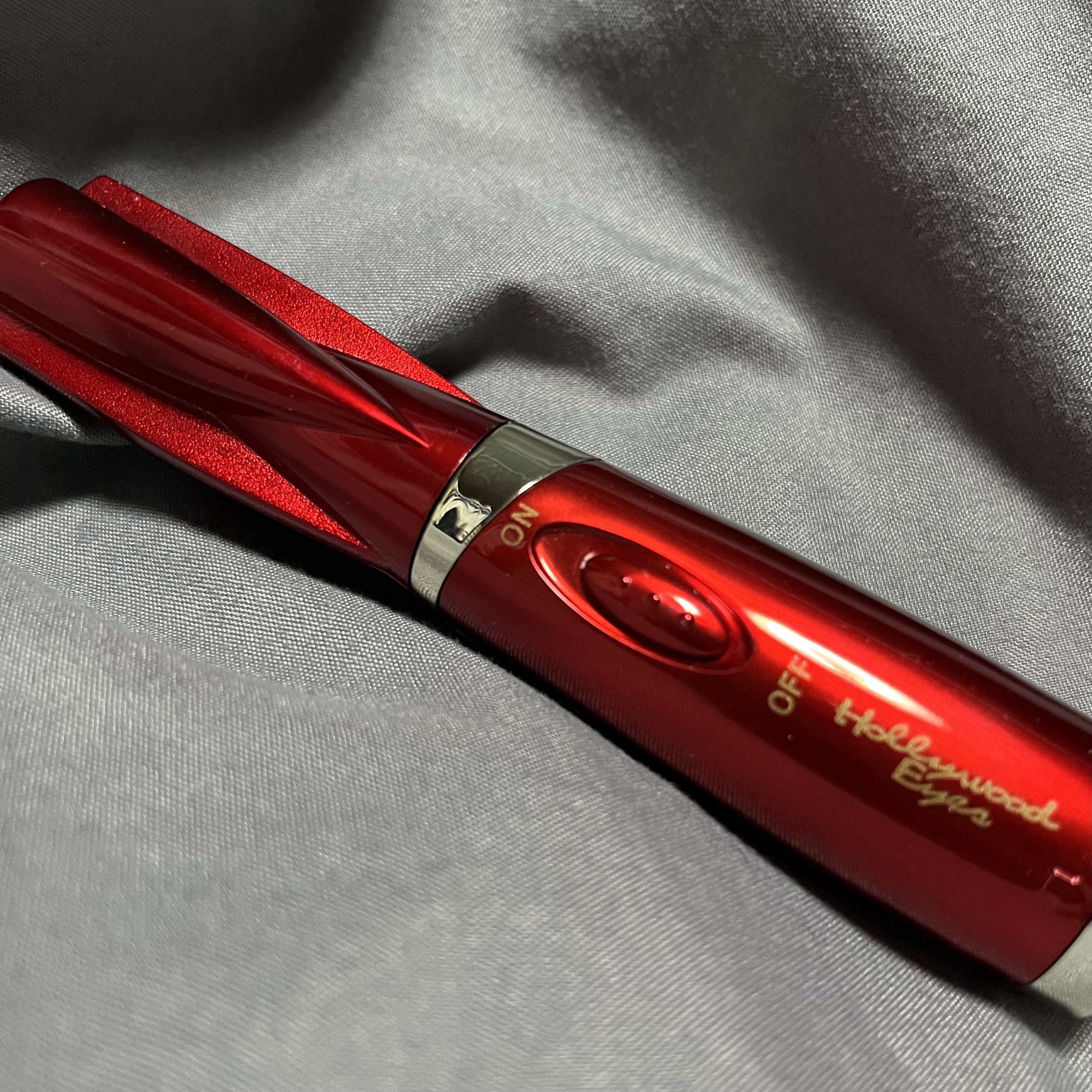 ホットアイラッシュ・カーラー/ハリウッドアイズ/ホットビューラーを使ったクチコミ（1枚目）