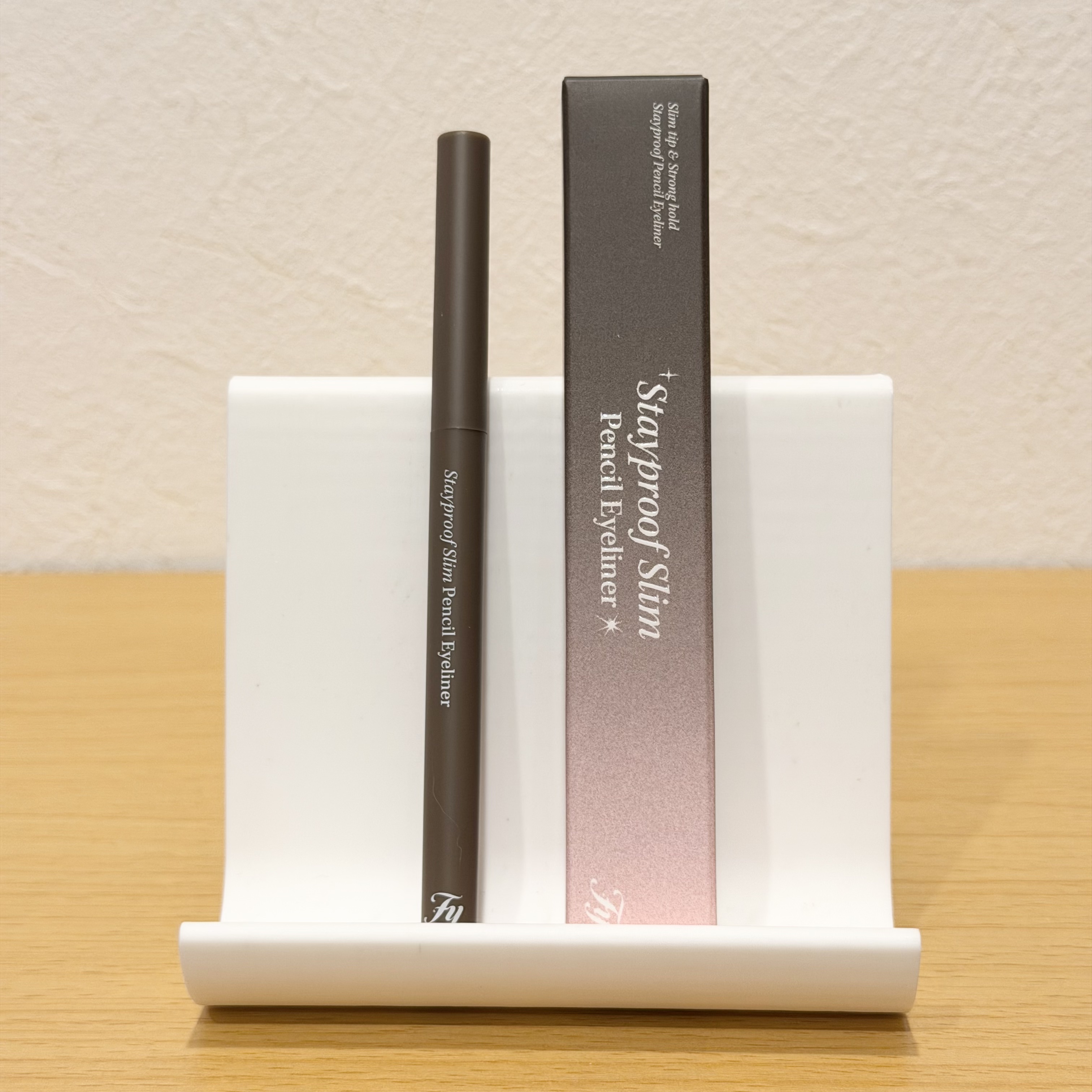 ステイプルーフ スリムペンシル アイライナー /Flynn/ペンシルアイライナーを使ったクチコミ（1枚目）