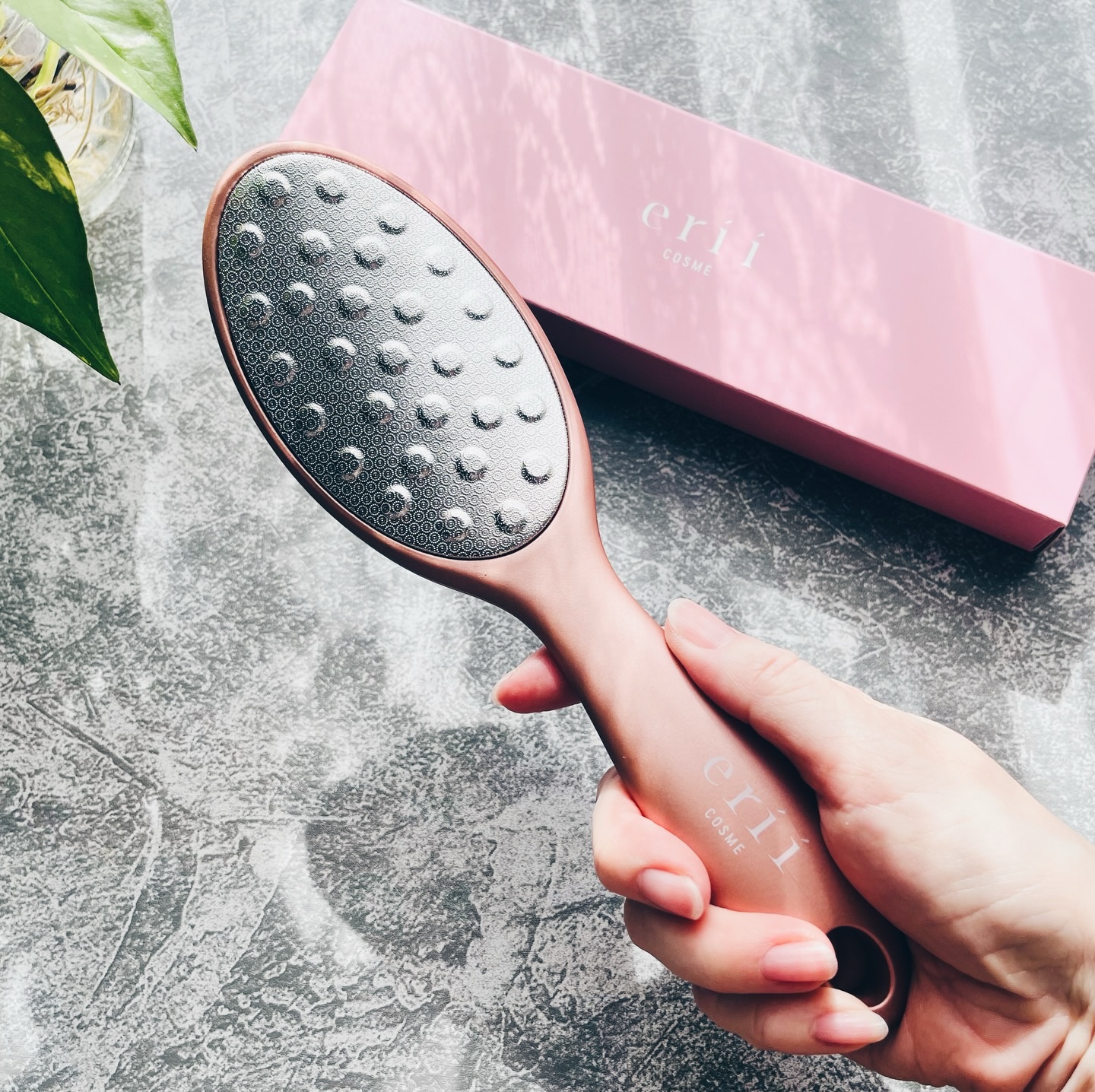 エリィ かかと削り ドッティ/ジュエル・コスメティックス/レッグ・フットケアを使ったクチコミ（2枚目）