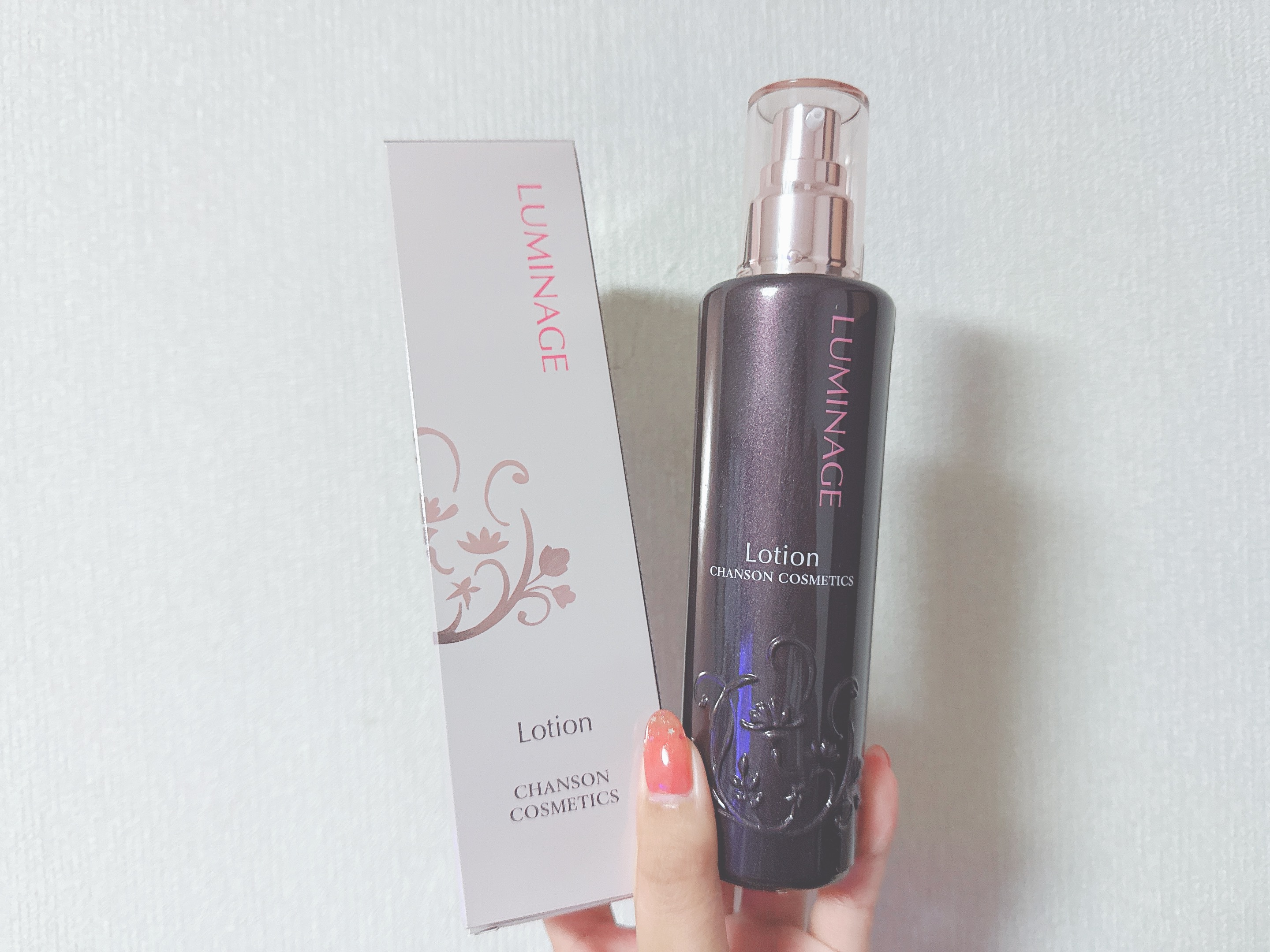 🌸シャンソン化粧品
ルミネージュ ローションM
5500円

リピ買い商品！3本目！！
ほんとにゆらぎ肌になりそうな時に丁度いい化粧水！香りもいいし、サラサラしてて使いやすいです💗

#あったかおこもり美容 