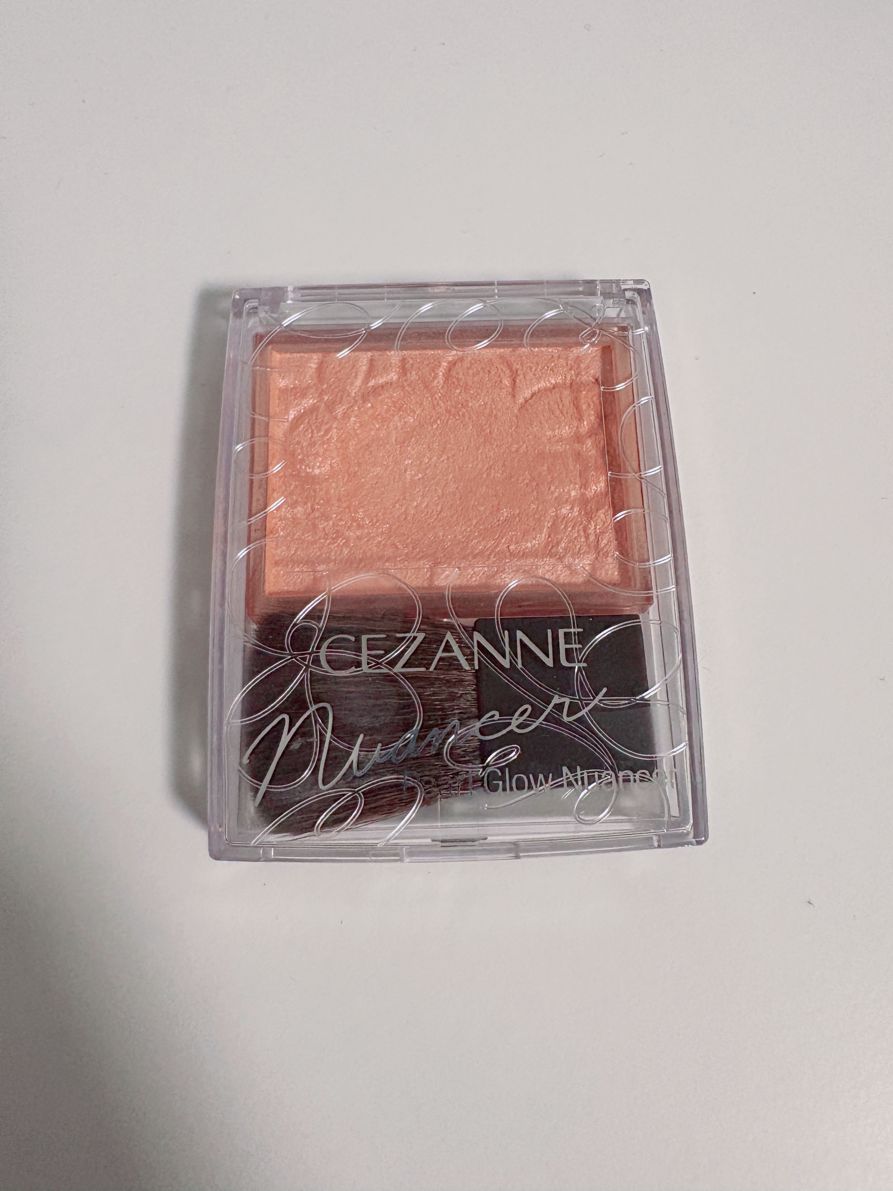 パールグロウニュアンサー/CEZANNE/パウダーハイライトを使ったクチコミ（1枚目）