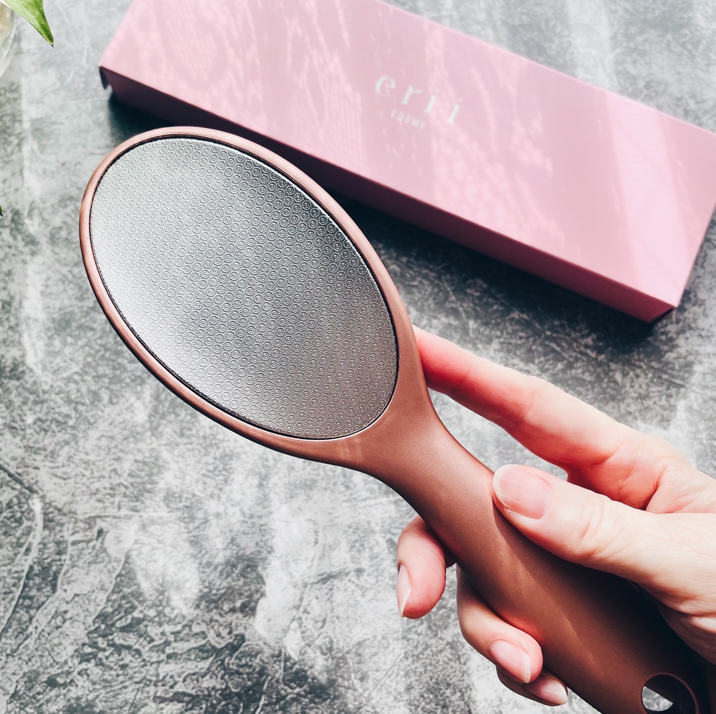 エリィ かかと削り ドッティ/ジュエル・コスメティックス/レッグ・フットケアを使ったクチコミ（3枚目）