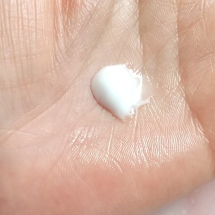 ミルキィグロスジェル/Me&Her/ヘアジェルを使ったクチコミ(4枚目)