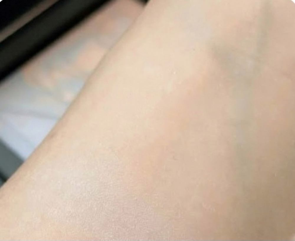 NARS ライトリフレクティング プリズマティックパウダーのクチコミ「NARS
ライトリフレクティング プリズマティックパウダー
03878

ブルーにピンクがちょ.....」（3枚目）