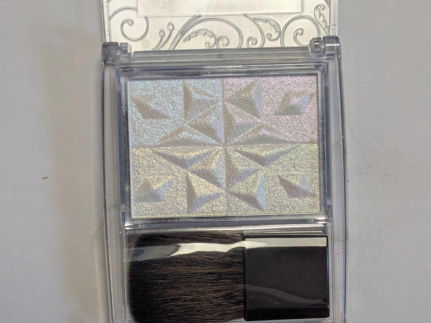 パールグロウハイライト SP3/CEZANNE/ハイライトを使ったクチコミ(2枚目)