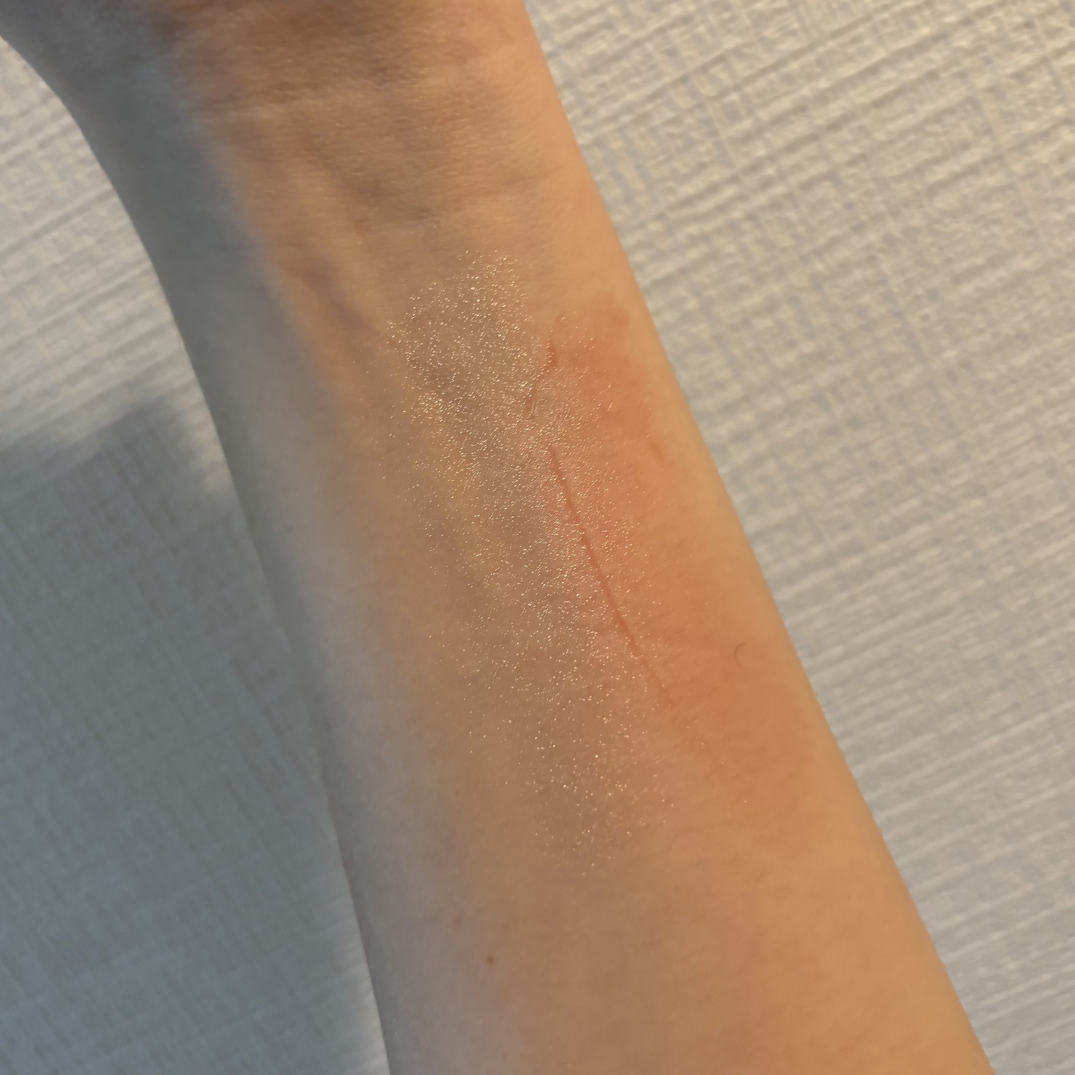 ハーロウ! バーム ブラックチェリー（色つき）/ハーロウ! バーム/リップバームを使ったクチコミ（3枚目）