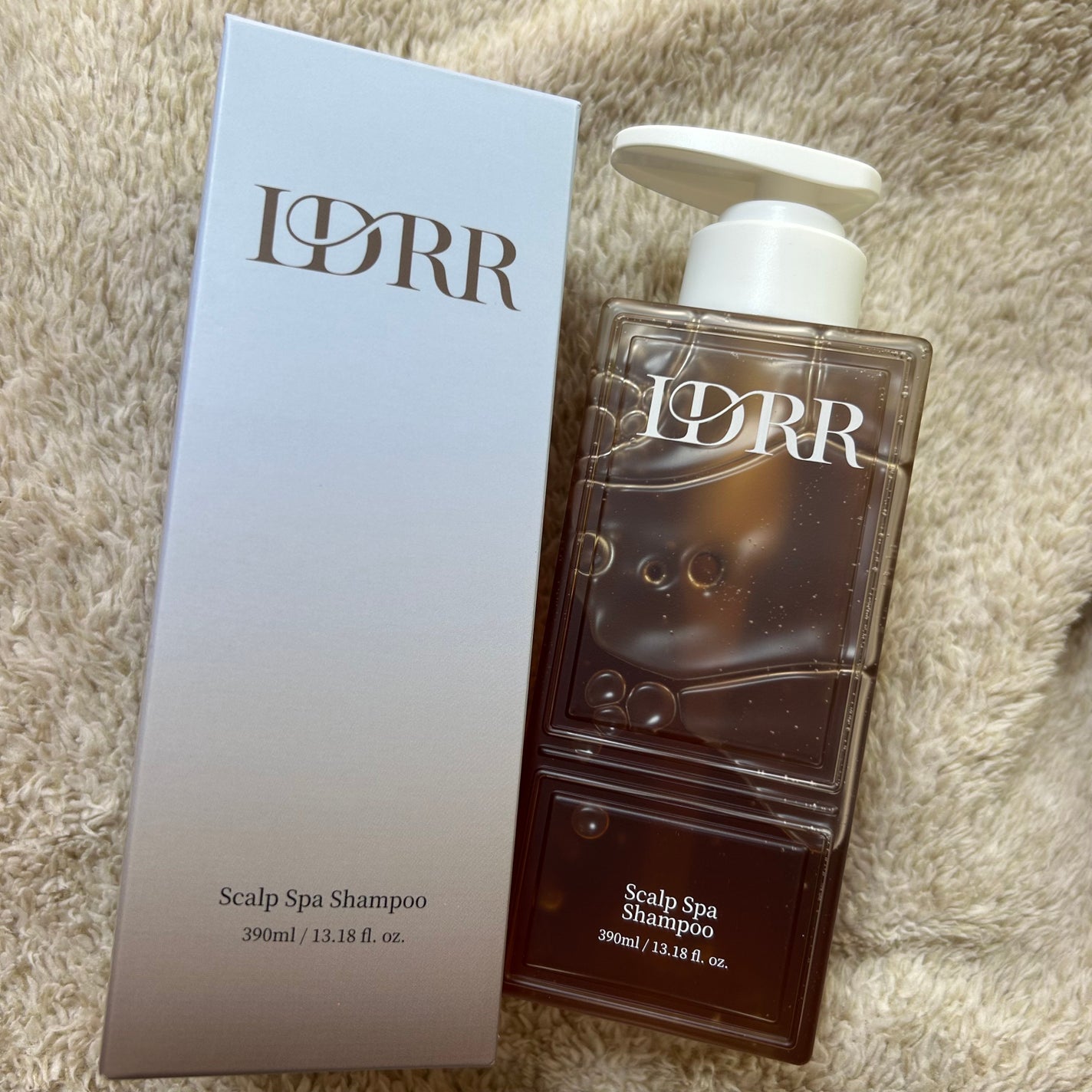 かなこりん on LIPS 「泡立ちが良くて、洗ってると頭皮がスッキリ軽くなる感じ。スカルプ..」(1枚目)