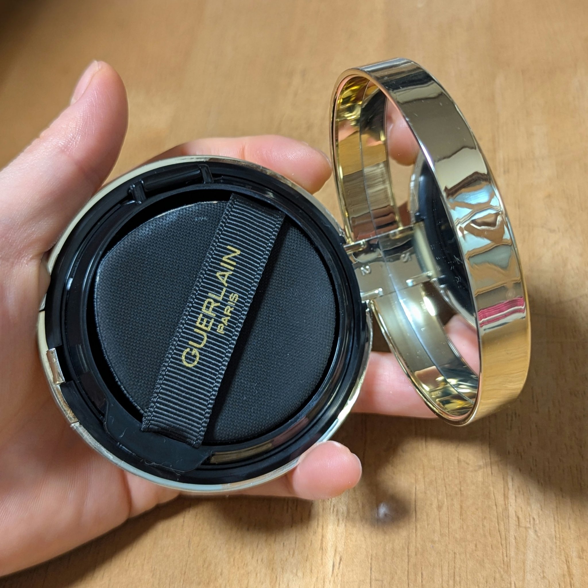 パリュール ゴールド クッション N/GUERLAIN/クッションファンデーションを使ったクチコミ（2枚目）