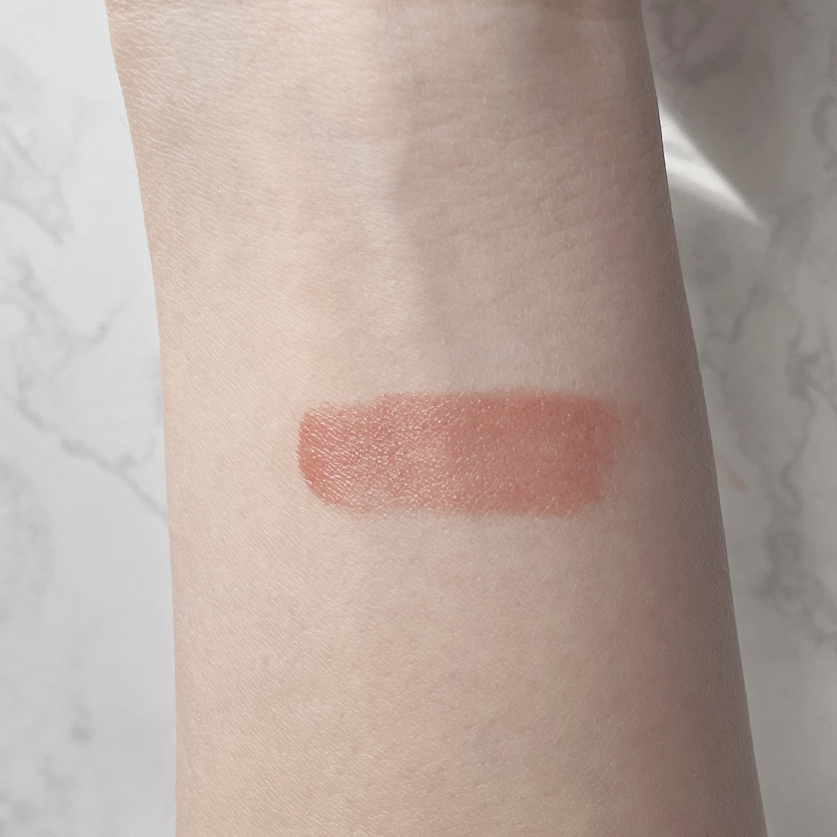 ジルスチュアート　リップブロッサム グロウ 24 orchid ornament/JILL STUART/口紅を使ったクチコミ（2枚目）