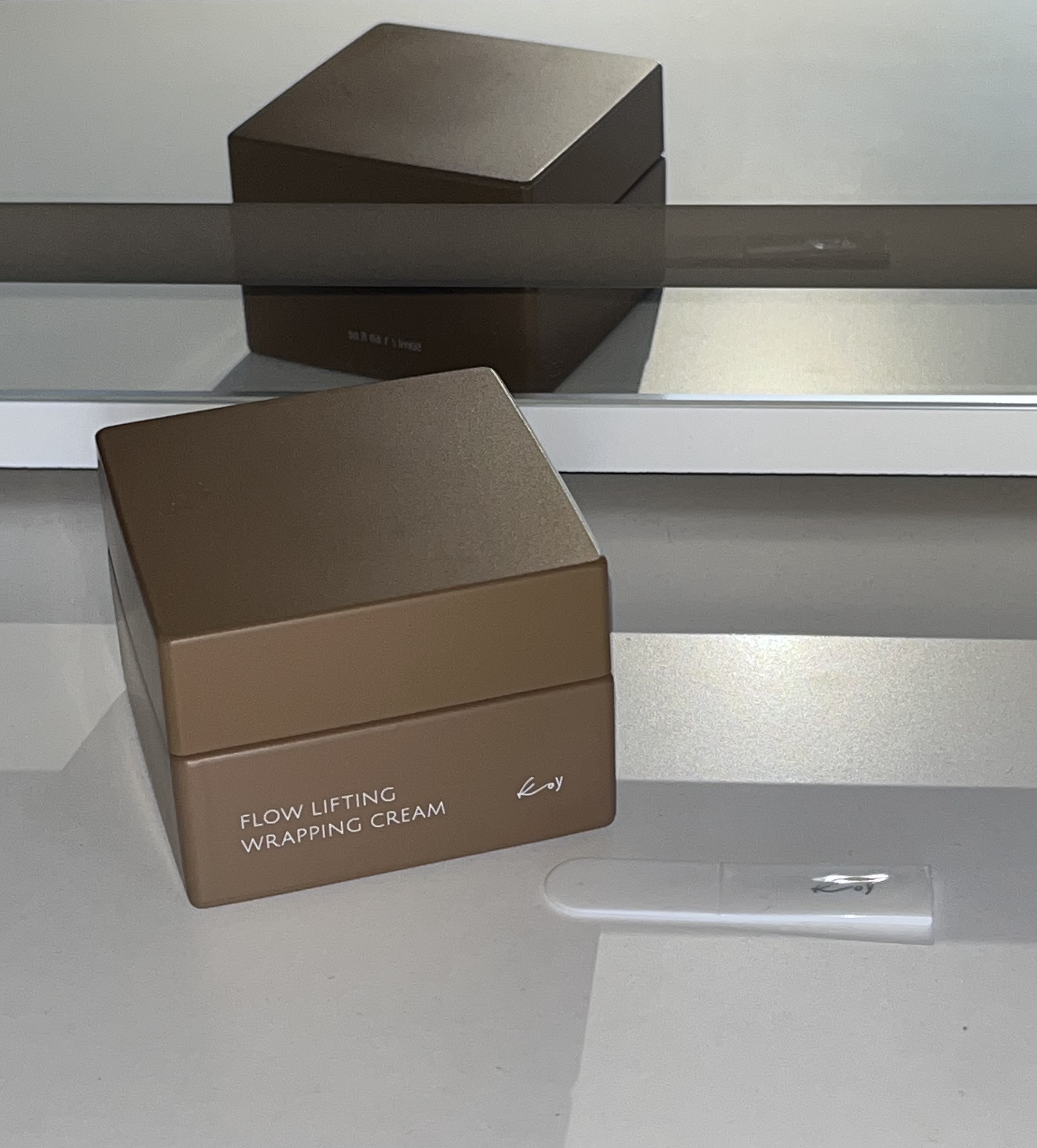 フローリフティングラッピングクリーム/koy/フェイスクリームを使ったクチコミ（1枚目）