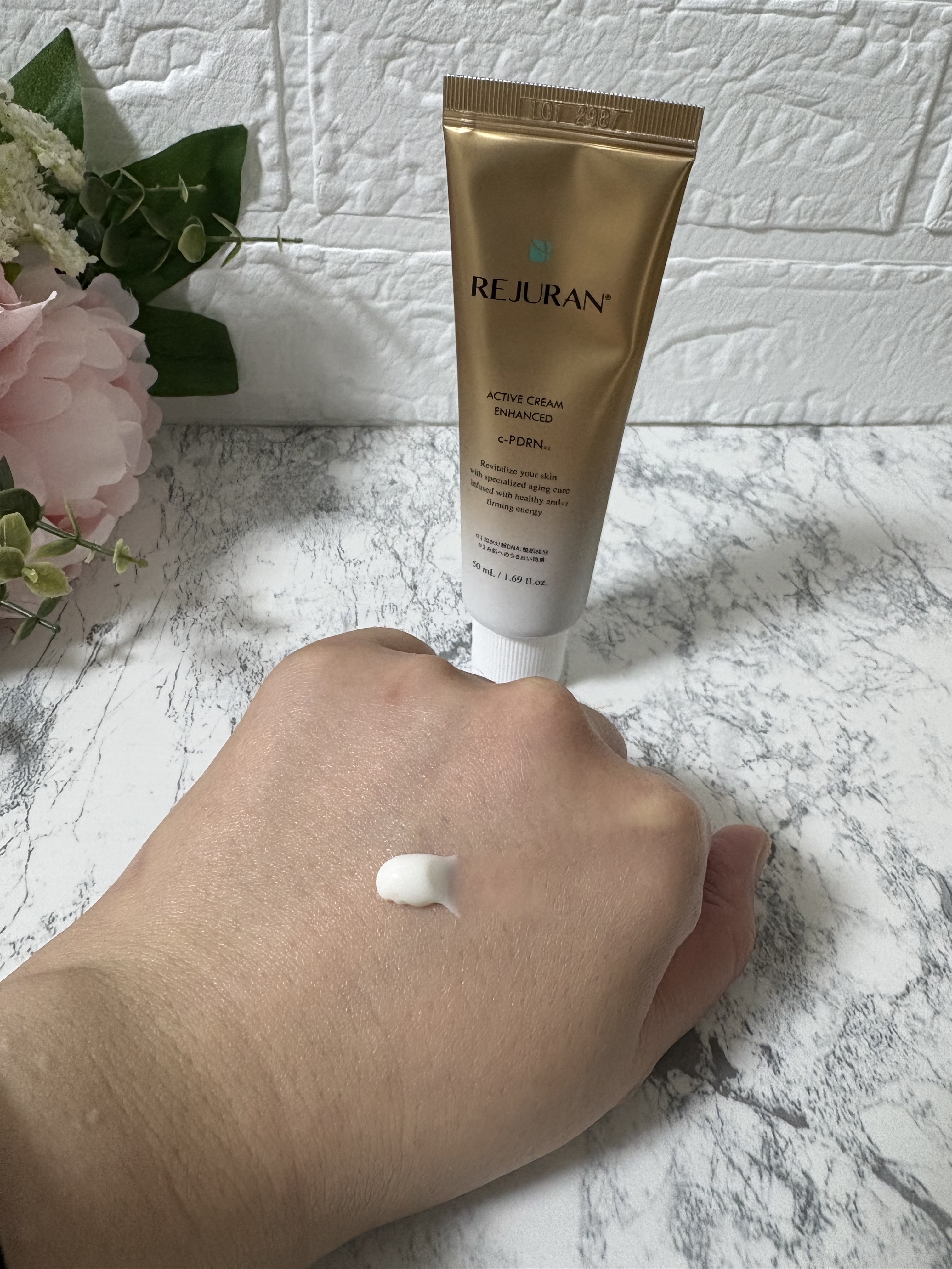 REJURAN ターンオーバーアクティブクリーム 50ml/REJURAN COSMETICS/フェイスクリームを使ったクチコミ（3枚目）