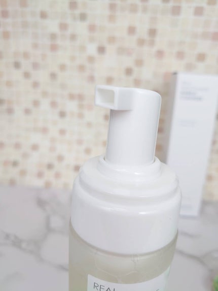 リアルナイアシンアミドグローアップクレンジングフォーム/NEOGEN/洗顔フォームを使ったクチコミ(2枚目)