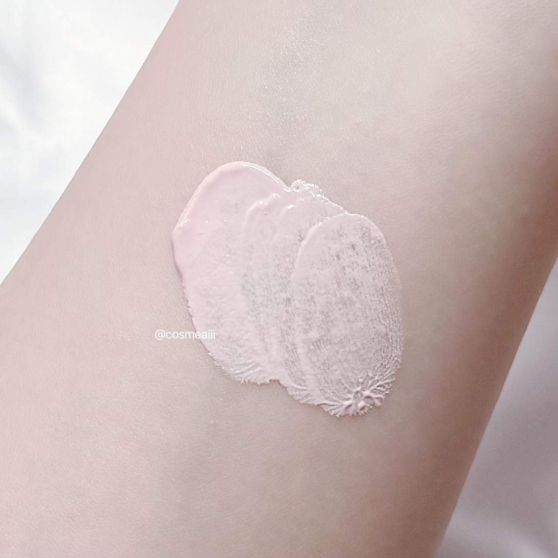 トーンステインカラーコレクティングプライマー/VDL/化粧下地を使ったクチコミ（3枚目）