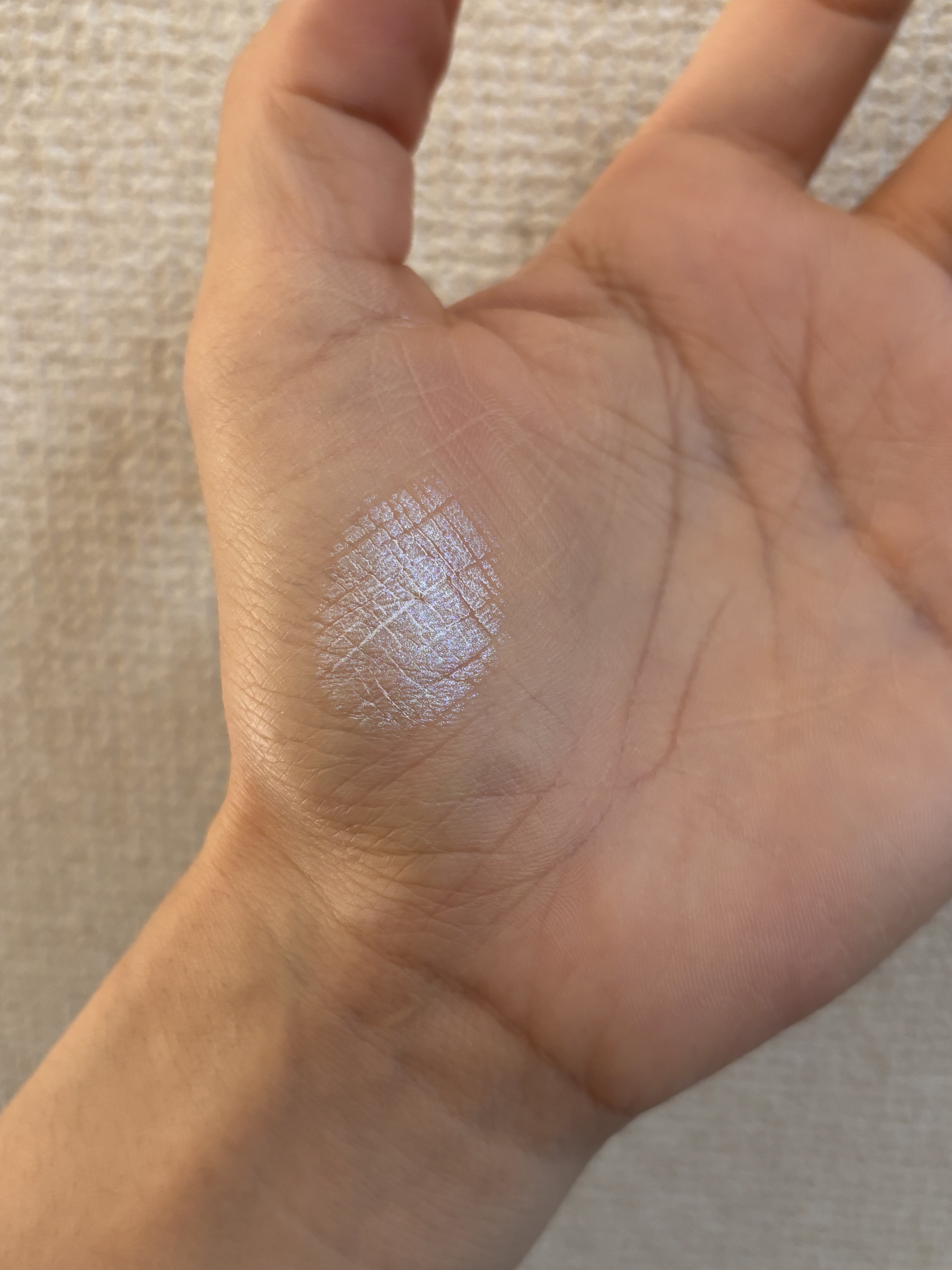 ルナグロウ ハイライター シルバー/SHEGLAM/パウダーハイライトを使ったクチコミ（3枚目）