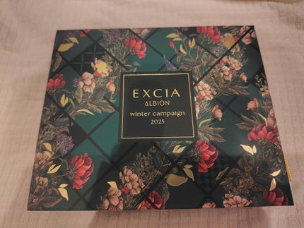 エクシア グラン インペリアル ヴェール/ALBION/プレストパウダーを使ったクチコミ(3枚目)