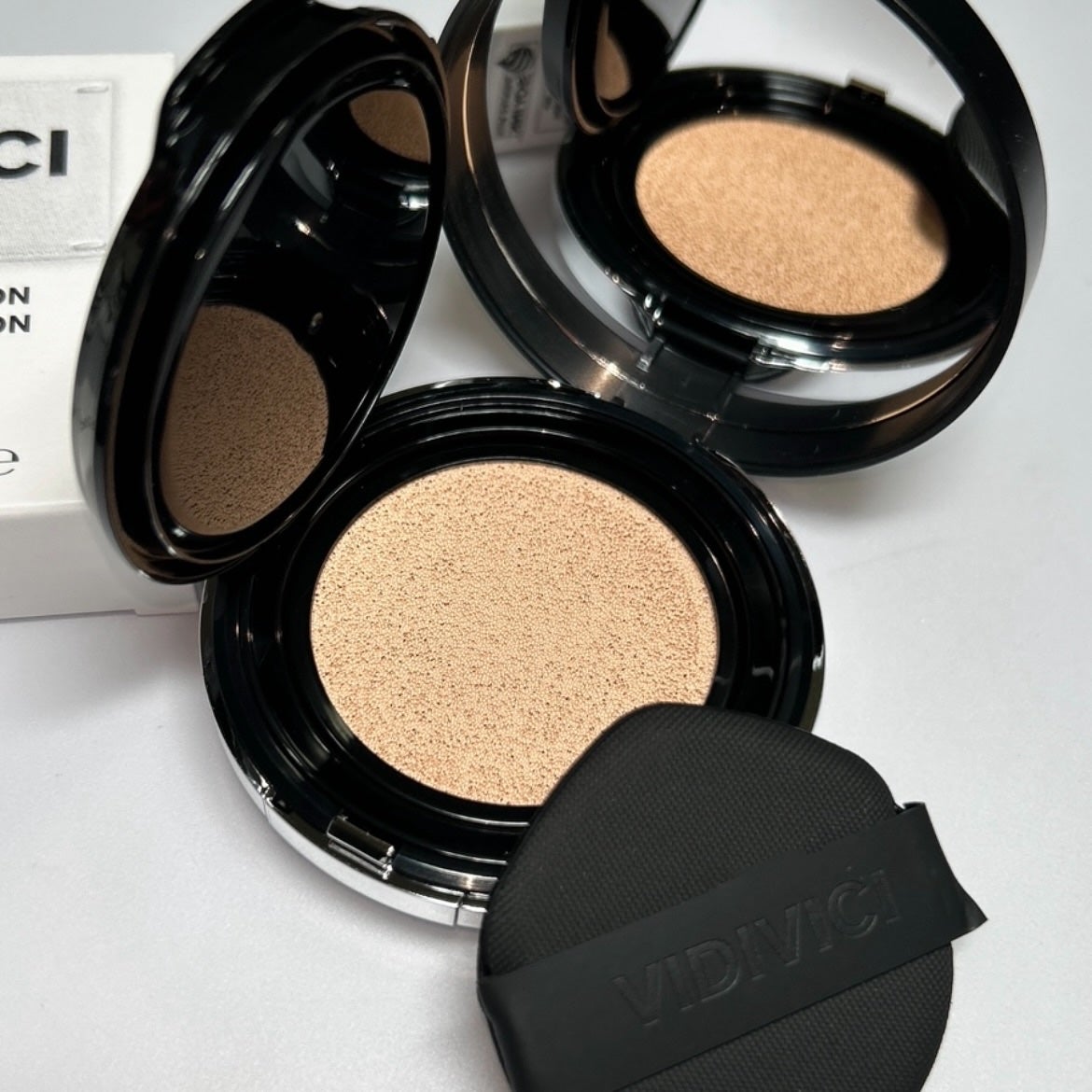 ブラックパーフェクション カバーフィットクッション/VIDIVICI/クッションファンデーションを使ったクチコミ(2枚目)