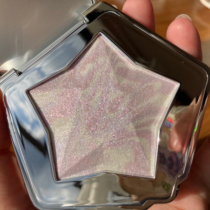 PERFECT DIARY スターダストダイヤモンドハイライトパウダーのクチコミ「 PERFECT DIARY❤️
スターダストダイヤモンド
ハイライトパウダー
N08 ネビ.....」(1枚目)