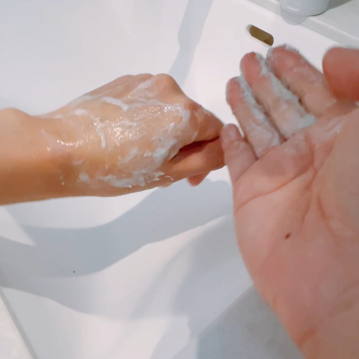 グリーンティー LHA ディープポアもちソープクレンザー /アレンシア/洗顔フォームを使ったクチコミ(10枚目)