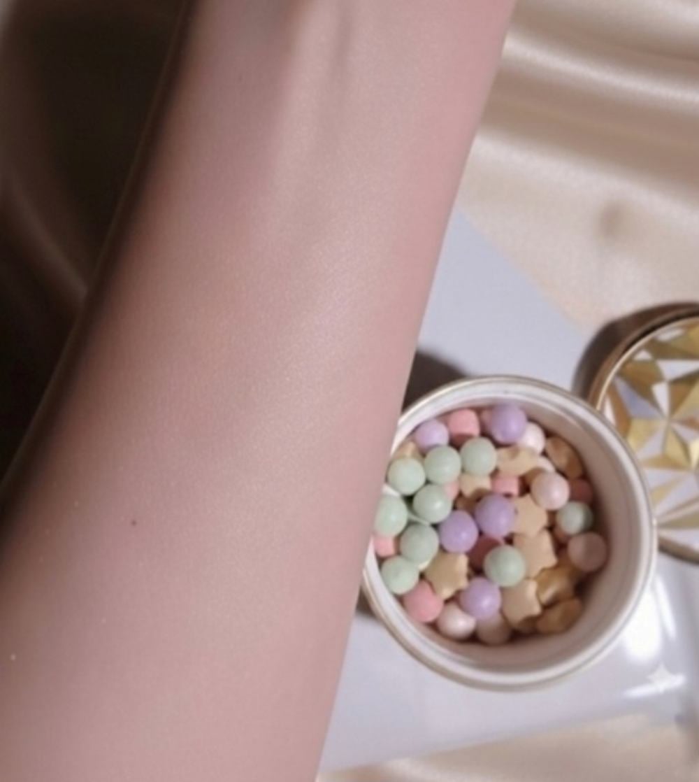 メテオリット ビーユ/GUERLAIN/フェイスパウダーを使ったクチコミ(4枚目)