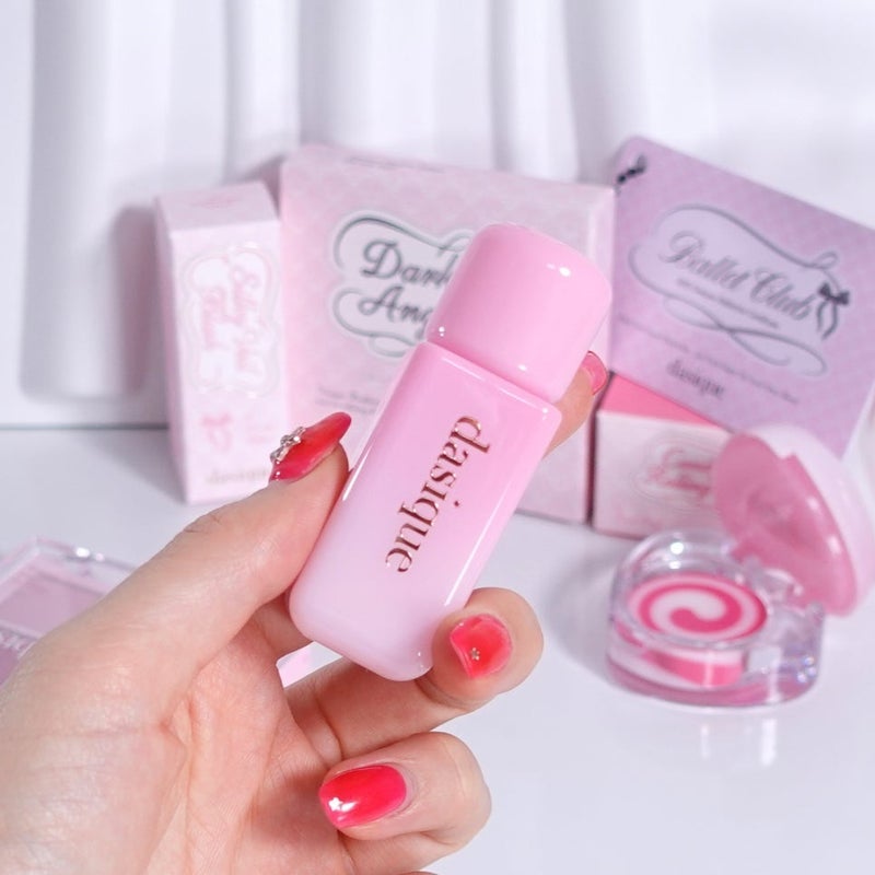 ユキのビューティー勉強部屋 on LIPS 「🩰ブルベ冬さん必見!デイジークバレエコア「#36ダークエンジェ..」(9枚目)