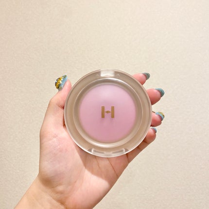 hince トゥルーディメンショングロウチークのクチコミ「ハイライト要らず✨つやつや韓国美人チーク💗
"hince トゥルーディメンション グロウチーク.....」(2枚目)