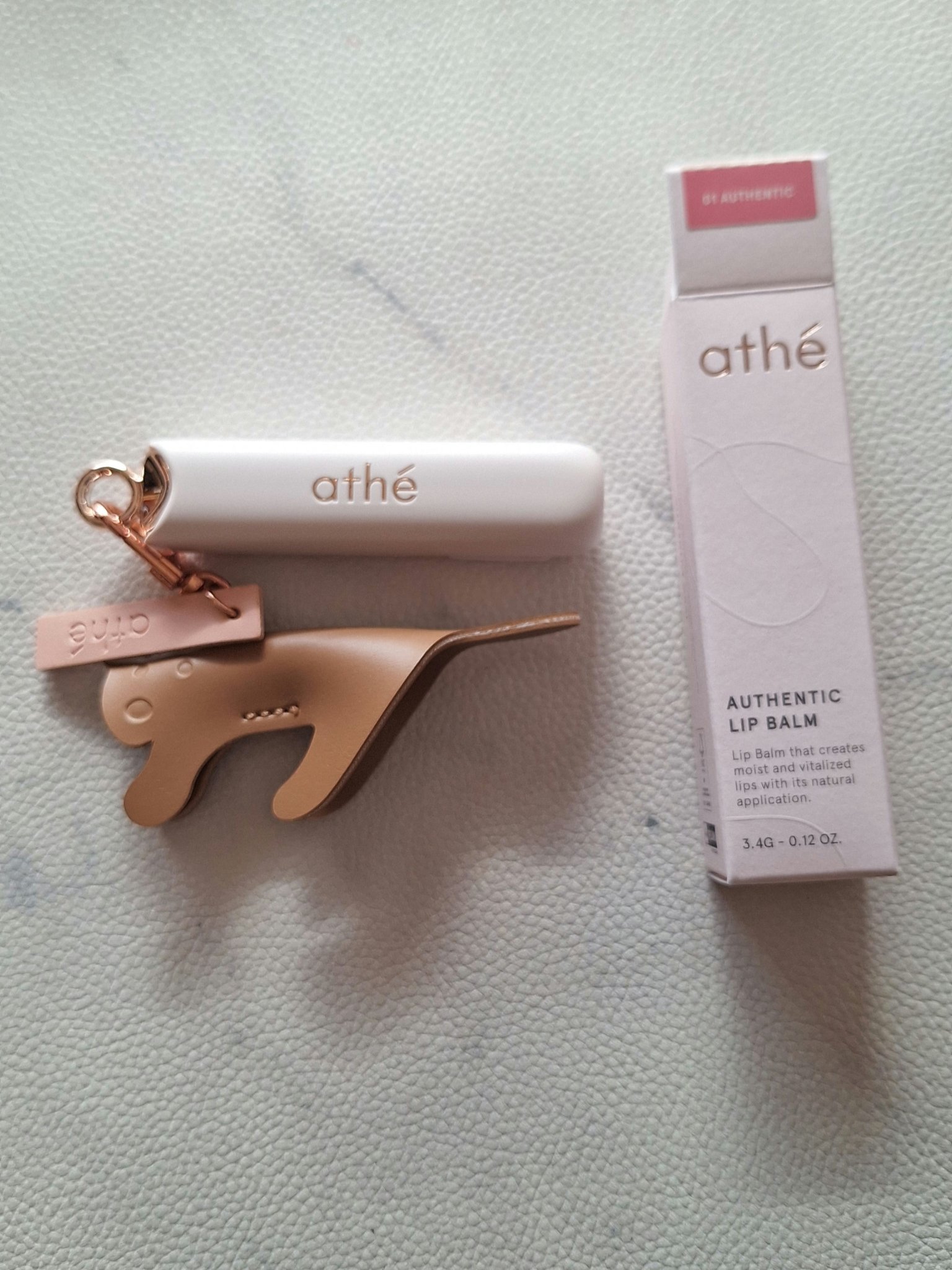 オーセンティック リップ グローイ バーム/athé/口紅を使ったクチコミ（2枚目）