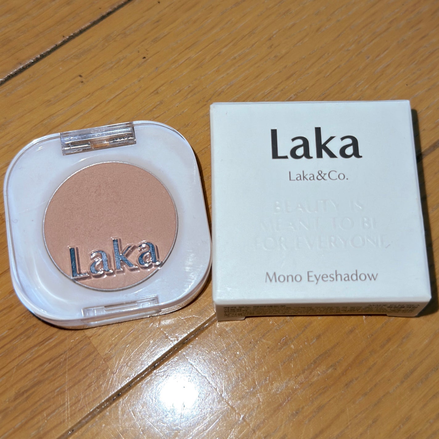 モノアイシャドウ/Laka/単色アイシャドウを使ったクチコミ(1枚目)